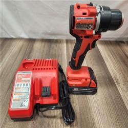 AS-IS- Milwaukee M18 18V Drill/Driver Kit