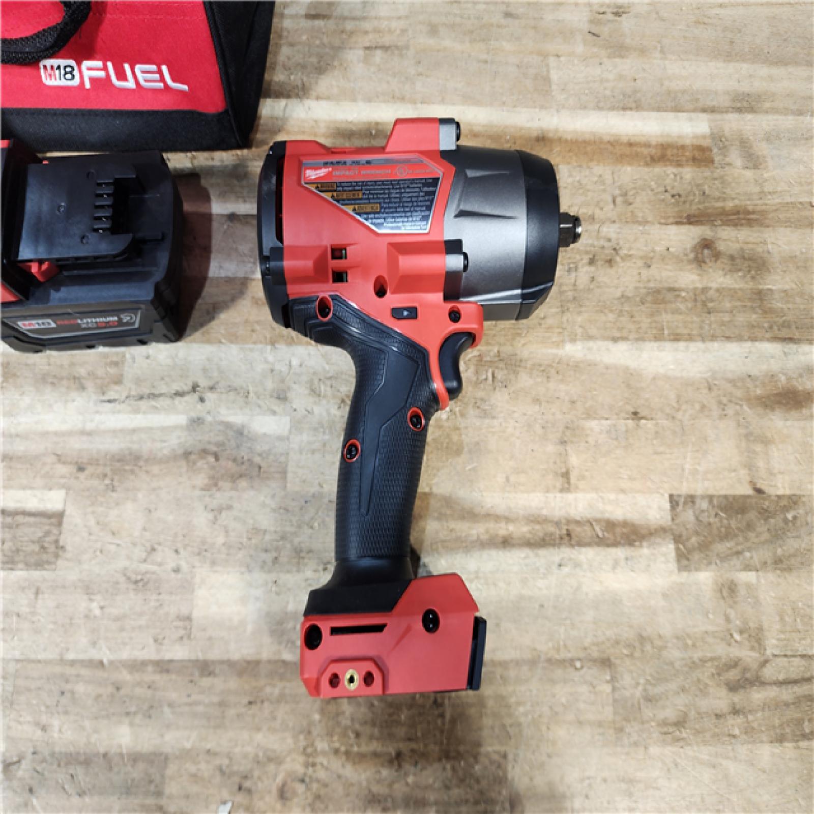 HOUSTON LOCATION - AS - IS Milwaukee M18 FUEL Brushless Cordless High-Torque 1/2 in. Impact Wrench W/Friction Ring Kit