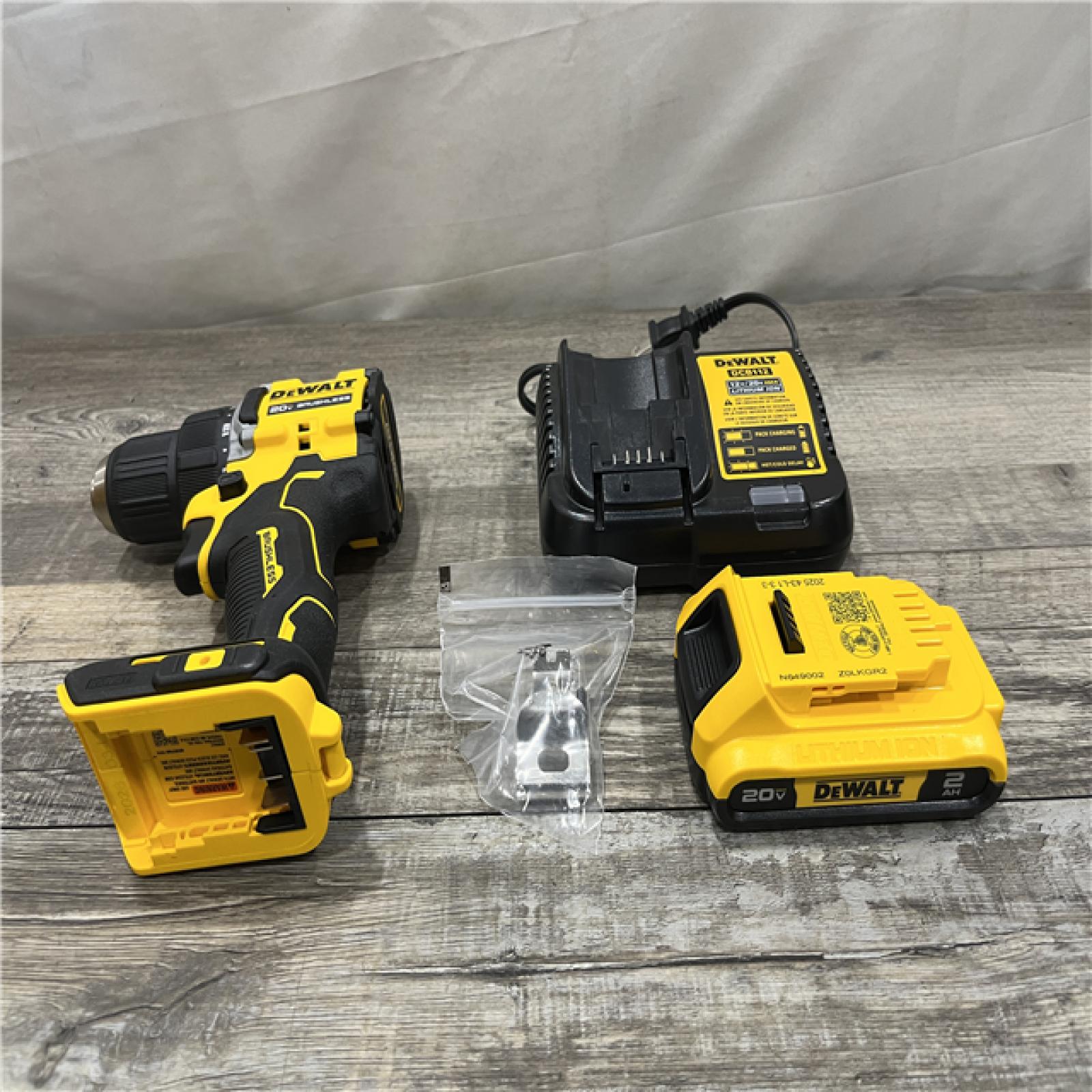 AS-IS DEWALT Atomic 20V Lithium-Ion Cordless Compact 1/2 in. Drill/Driver Kit