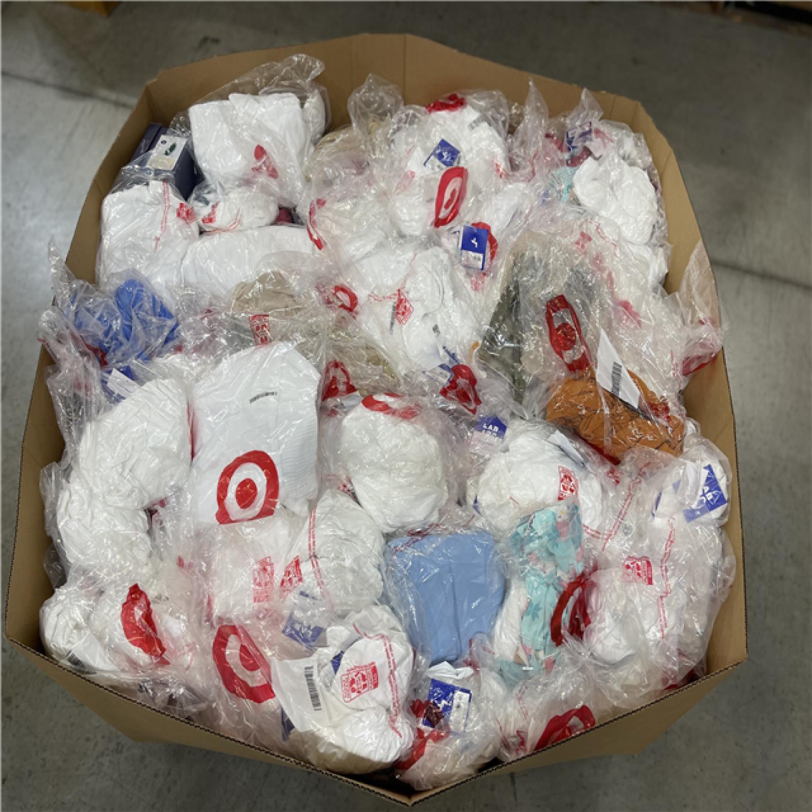DALLAS LOCATION- NEW!- BULLSEYE MIXED PALLET (300 UNITS)