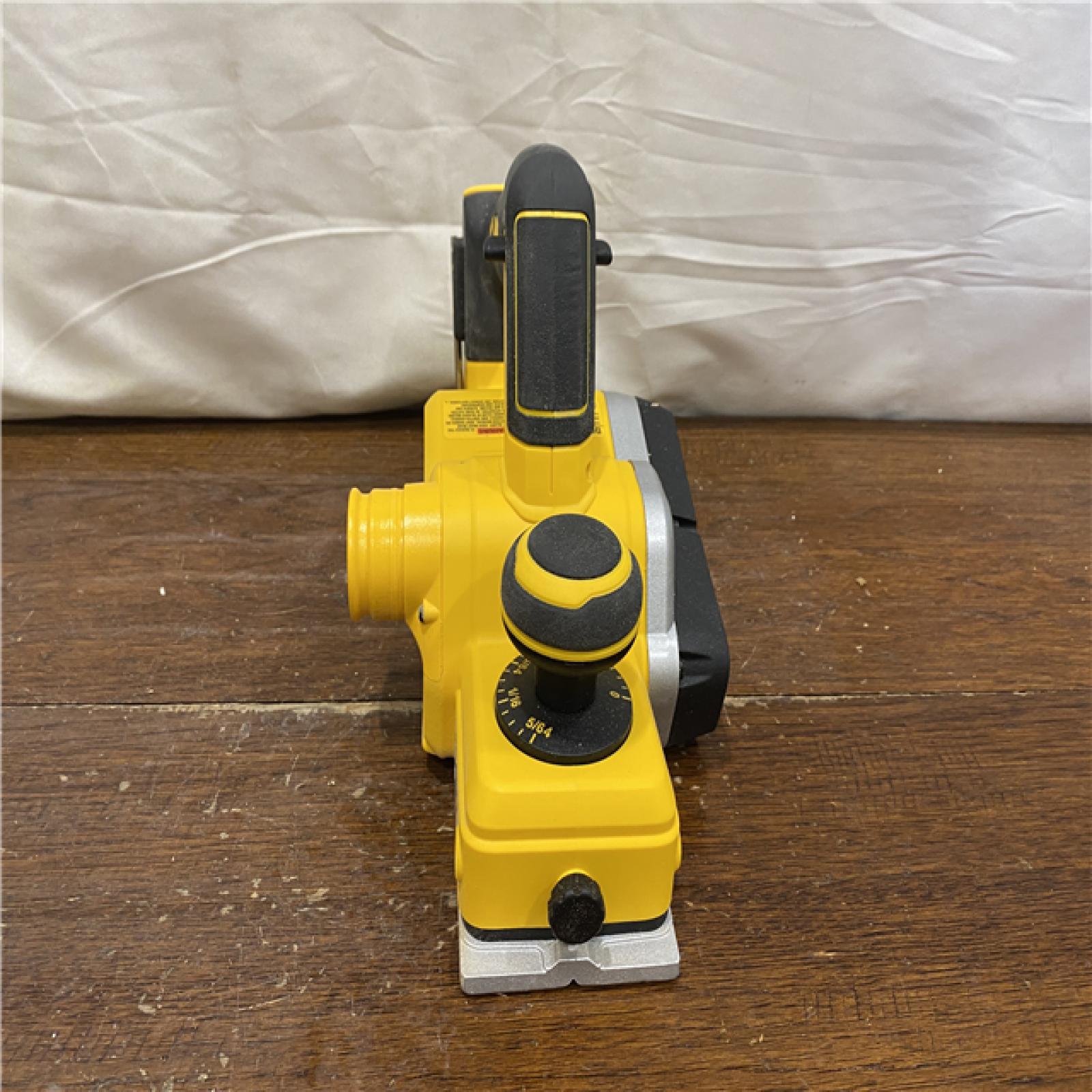 AS-IS DEWALT DCP580B 20V MAX Lithium Ion Brushless Planer