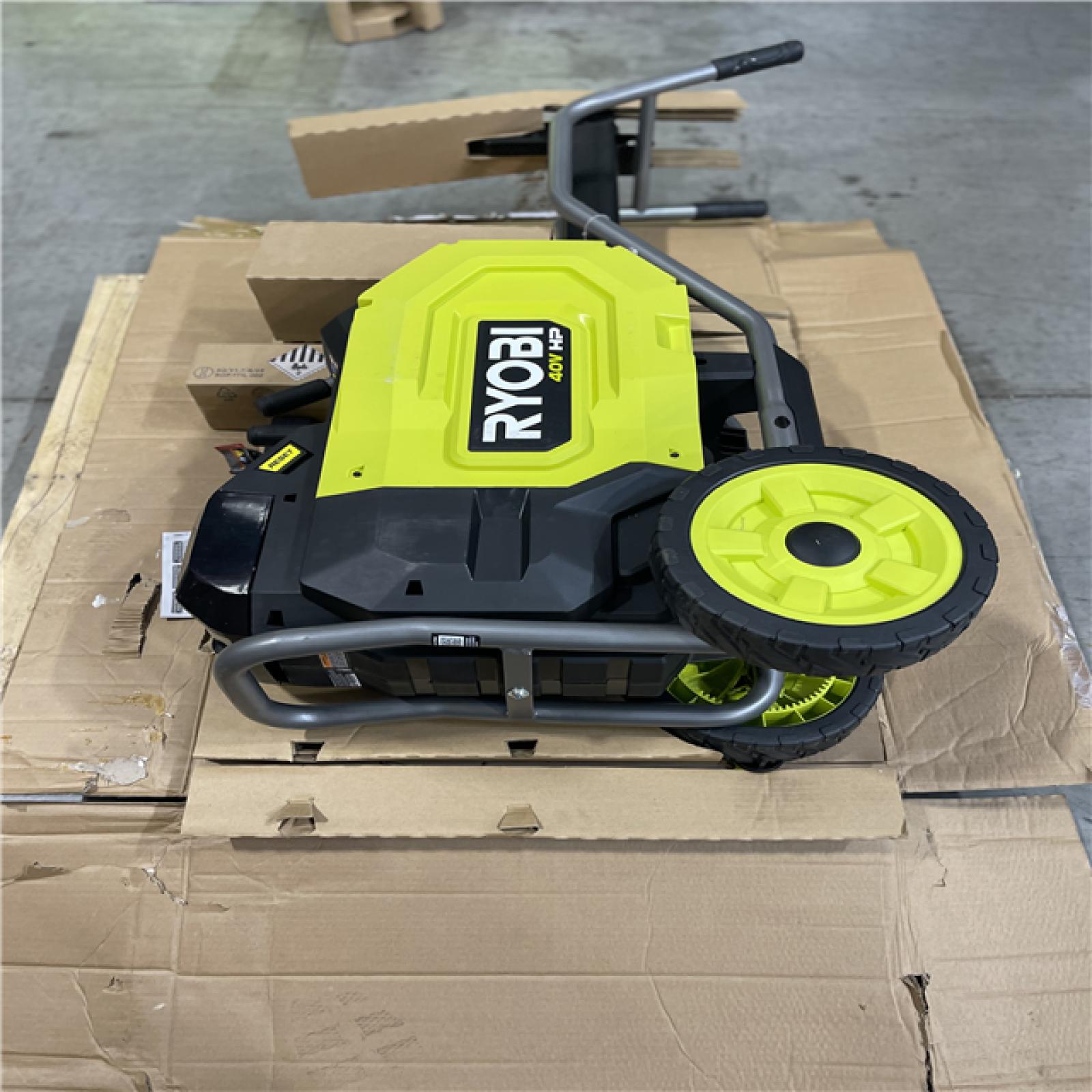 DALLAS LOCATION- 40V HP Brushless 12-Ton Kinetic Battery Electric Log Splitter Kit - 4.0Ah Battery and Charger Included