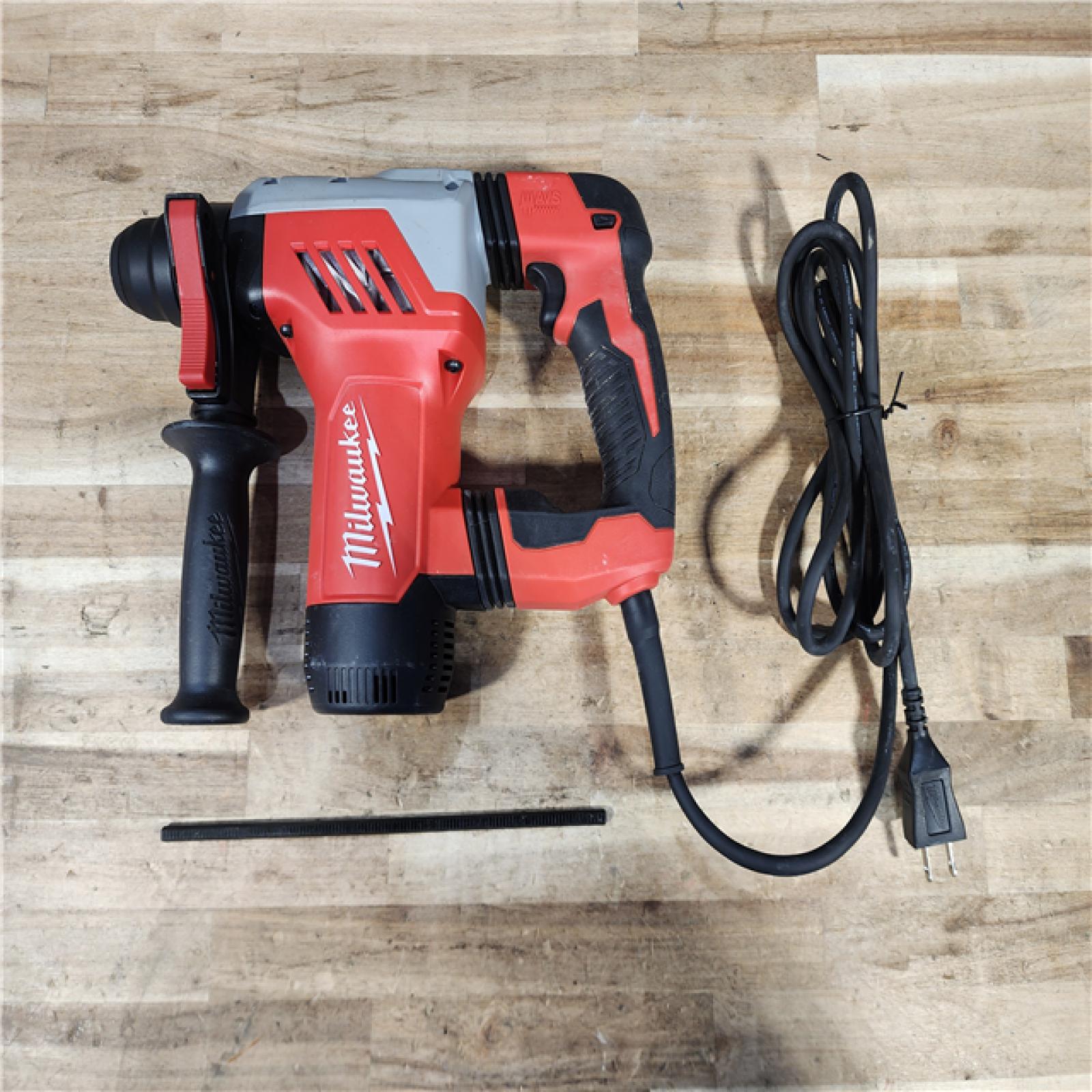 HOUSTON LOCATION - AS-IS Milwaukee 1-1/8 in. Corded SDS-Plus Rotary Hammer