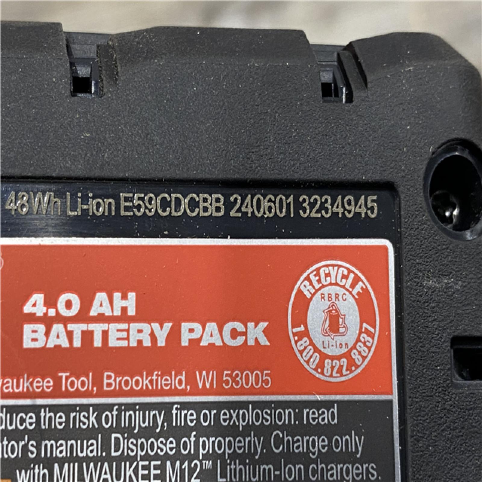 AS-IS Milwaukee 12-Volt Lithium-Ion Cordless Green 250 ft. 3-Plane Laser Level Kit