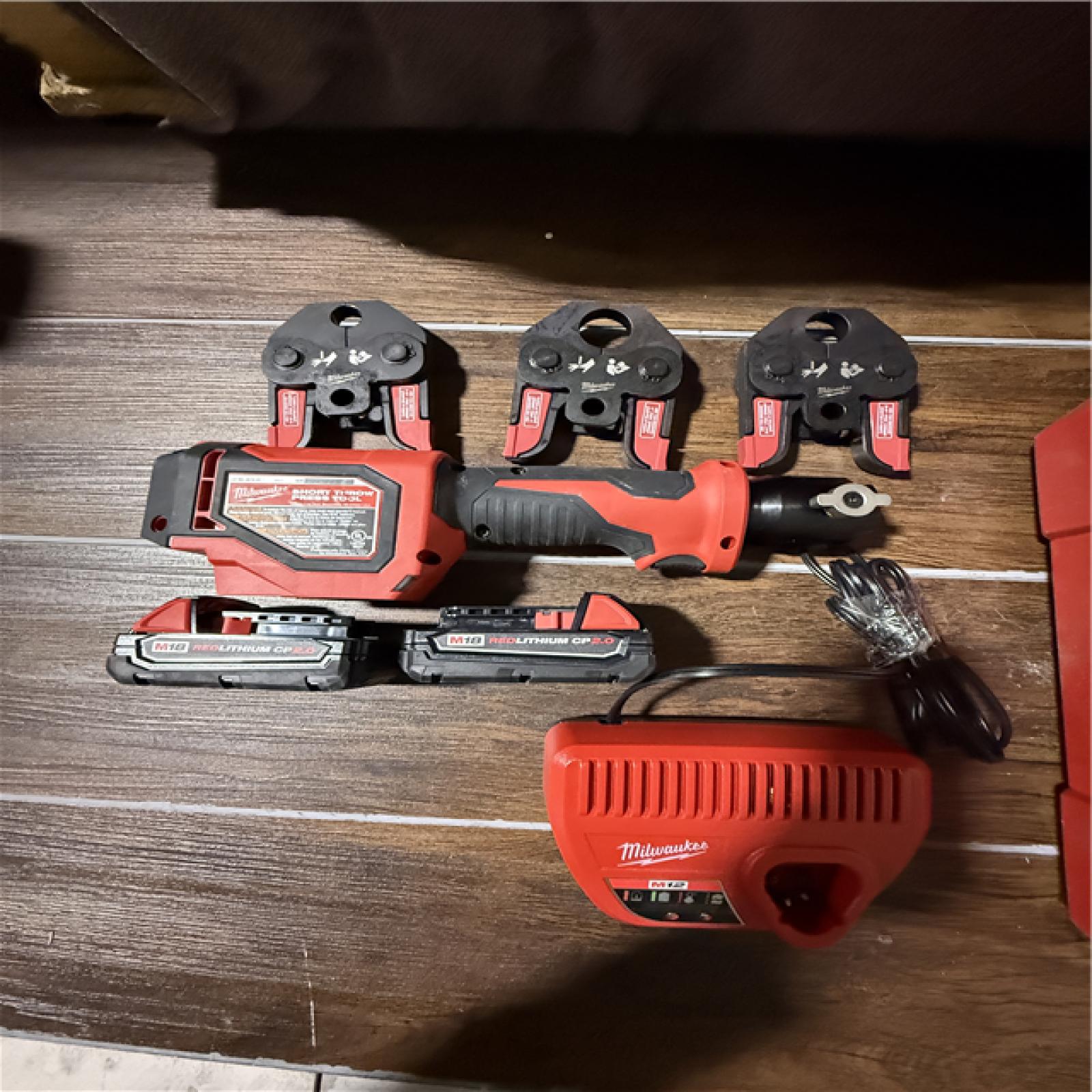 California AS-IS Milwaukee M18 Short Throw Press Tool Kit with Pex Crimp Jaws, (2) Batteries, Charger & Hard Case