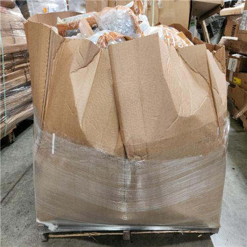 Phoenix Location MSI 0.50 in. Quantum Glacial Silver Gray Fire Glass - 20 lb. Bag (25+ Bags)