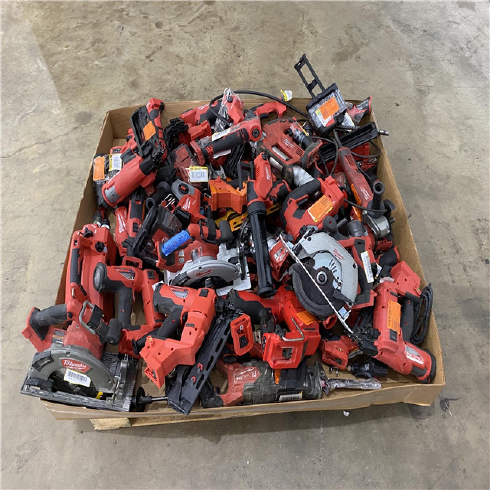 Houston Location AS IS - Tool Pallet