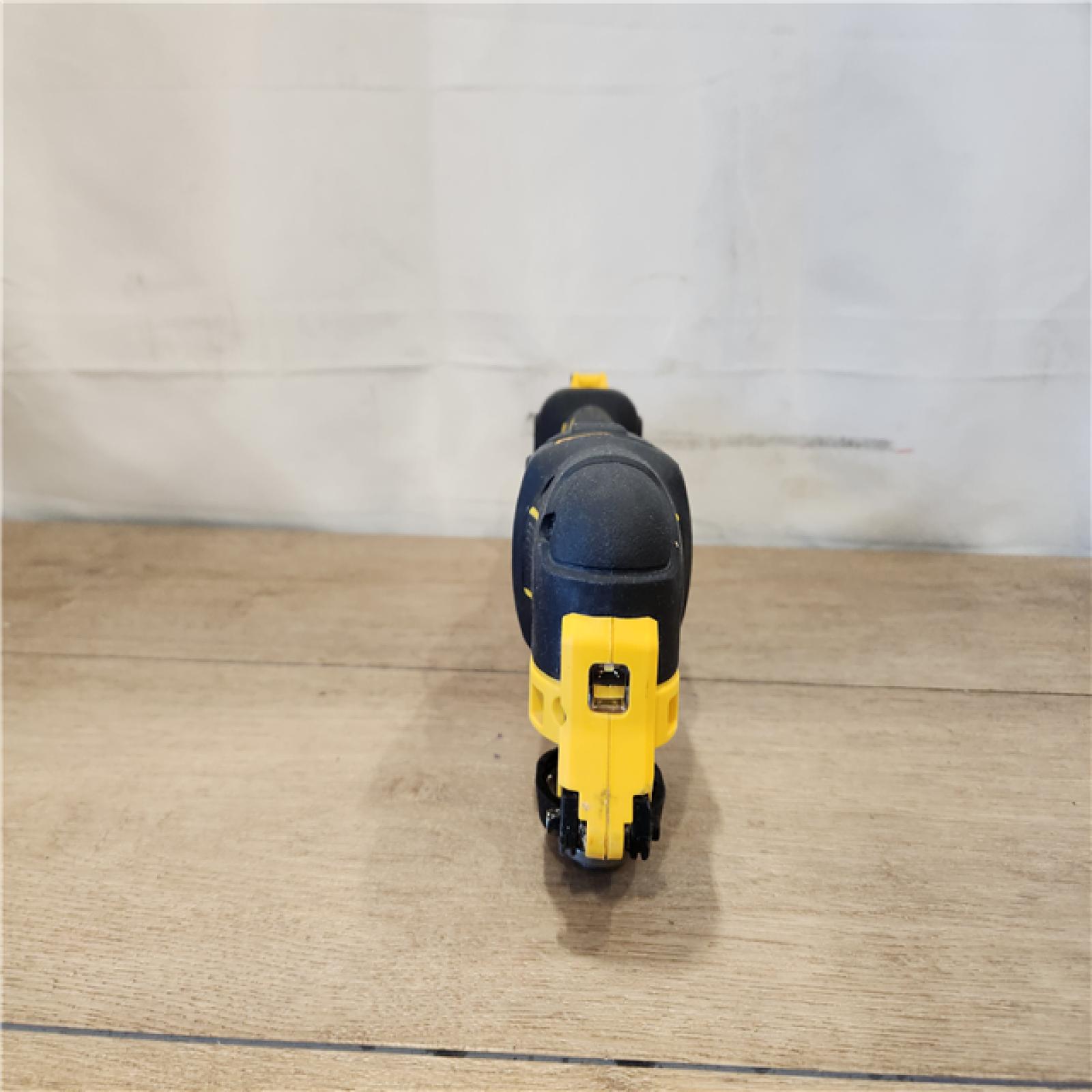 AS-IS- ATOMIC 20V MAX Cordless Brushless Oscillating Multi Tool (Tool Only)