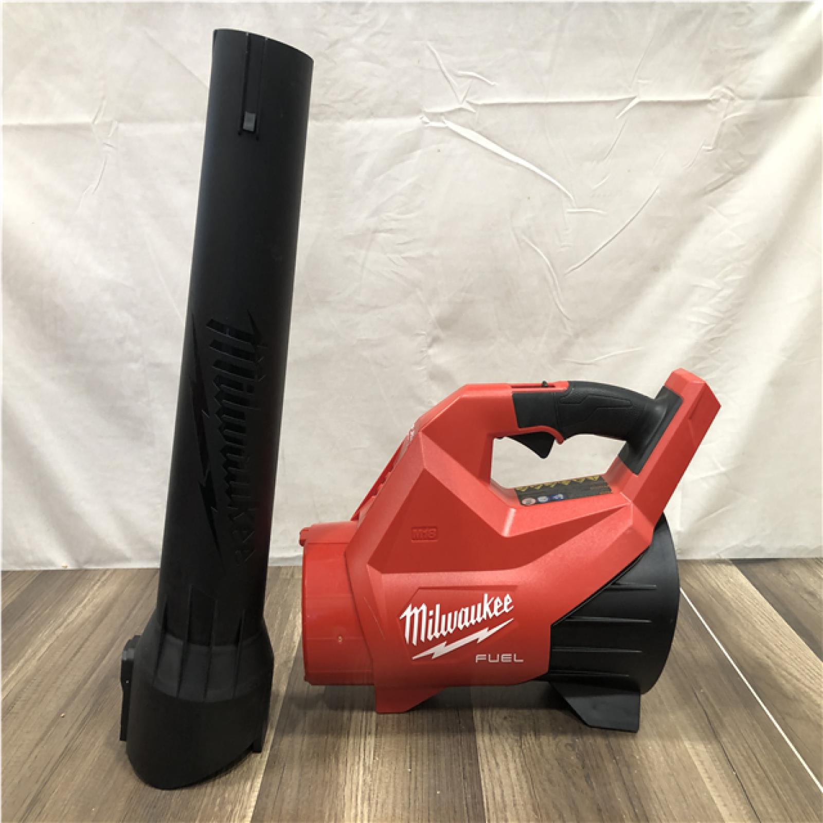 AS-IS - Milwaukee FUEL 120 MPH 500 CFM 18V Lithium-Ion Brushless Cordless Handheld Blower (Tool-Only)
