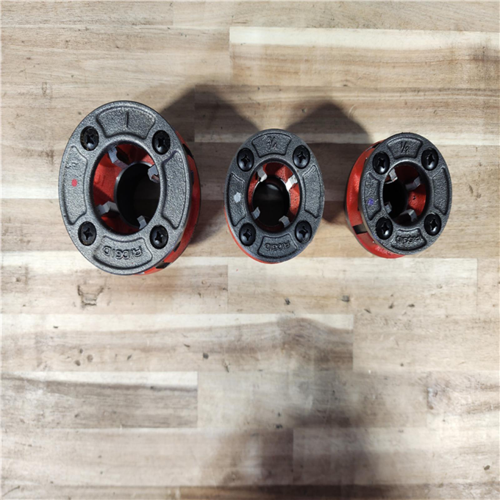 HOUSTON LOCATION - AS-IS RIDGID 36345 Exposed Ratchet Threader Set  1/2-1 Capacity NPT