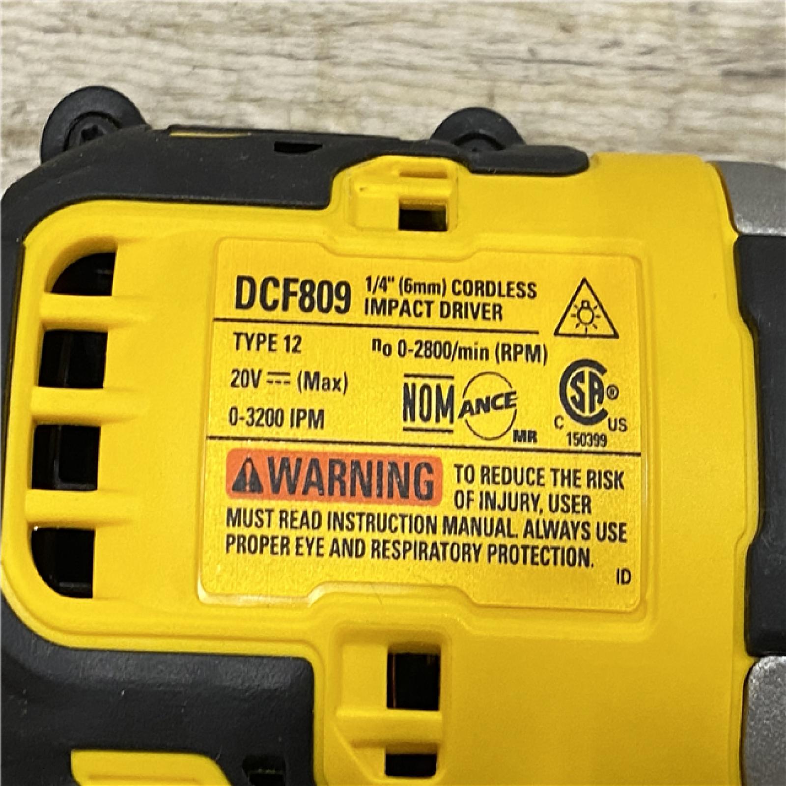 AS-IS DEWALT Atomic 20V Max Lithium-Ion Brushless Cordless Compact 1/4 in. Impact Driver Kit