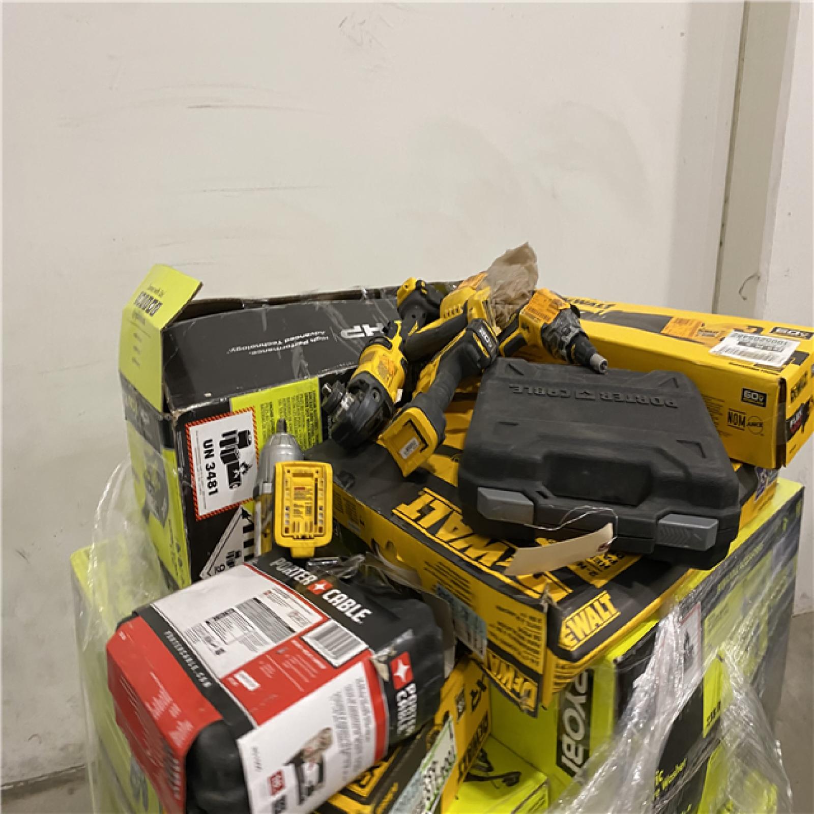 Dallas Location - As-Is Tool Pallet