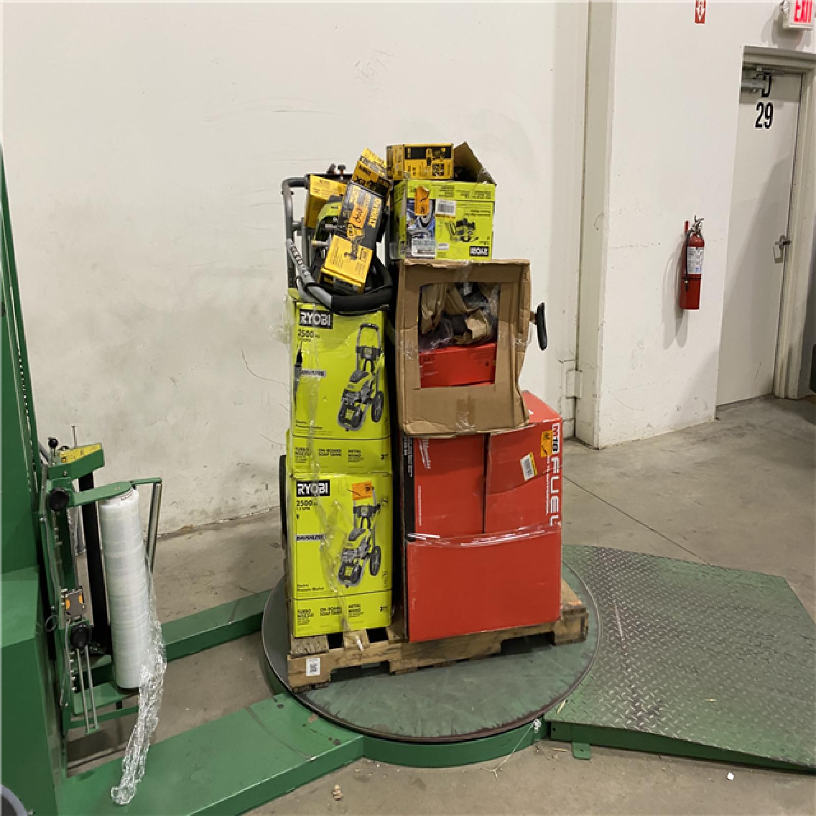 Dallas Location - As-Is Tool Pallet