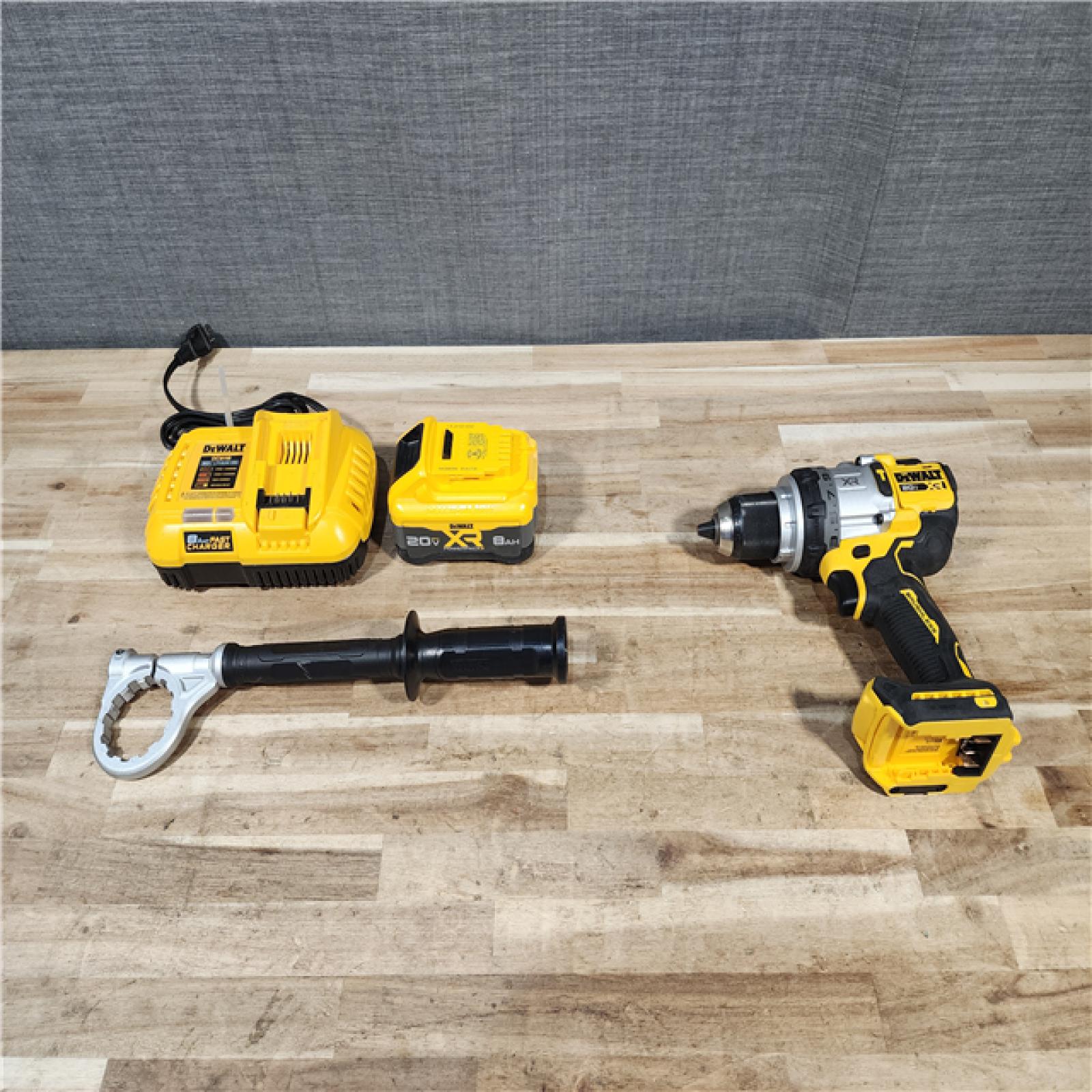 HOUSTON LOCATION - AS-IS DeWalt 20V MAX XR 1/2 in. Brushless Cordless Hammer Drill Kit (Battery & Charger)