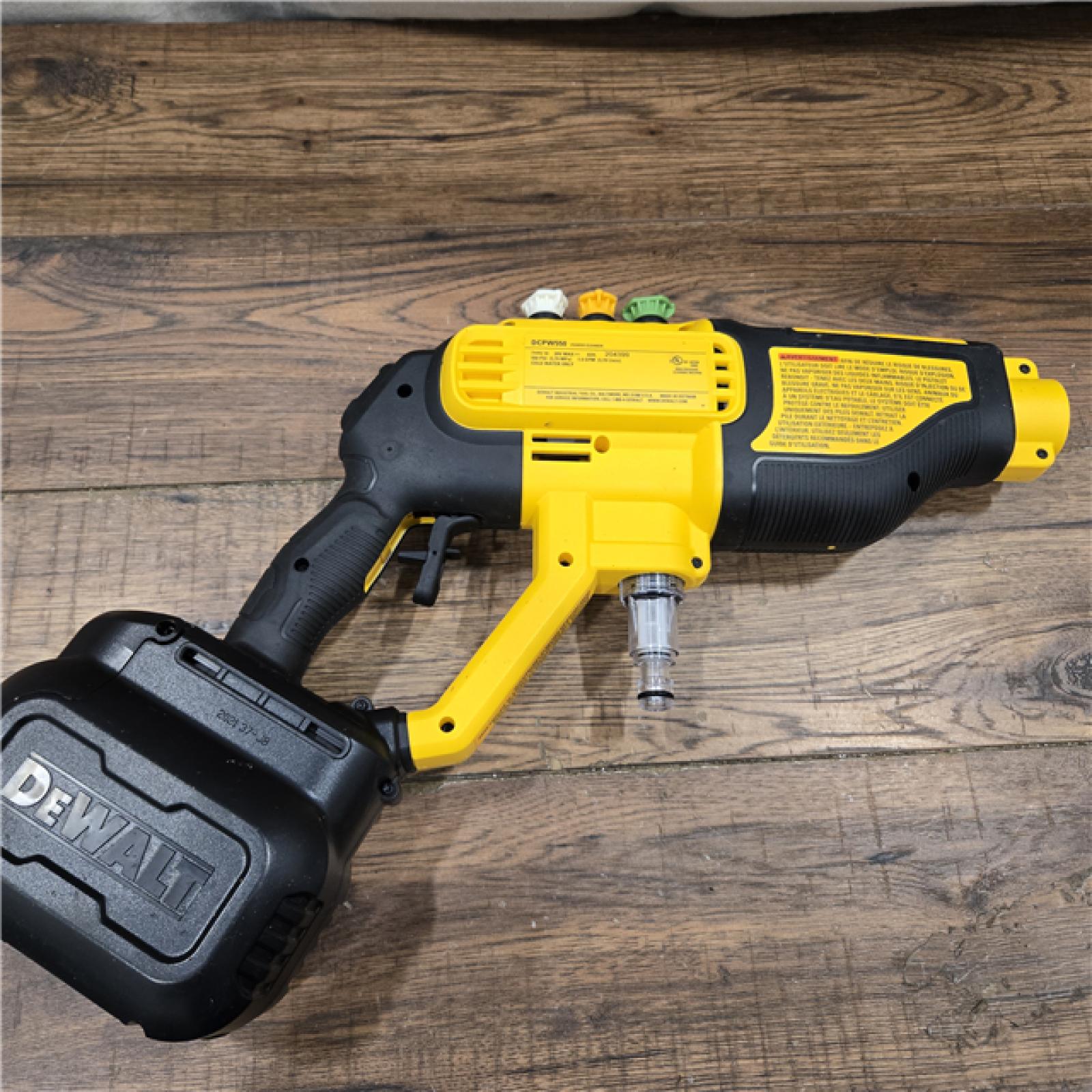 AS-IS Dewalt 20V 550 PSI  1 GPM Cordless Power Cleaner W/ 4 Nozzles Tool-Only DCPW550B