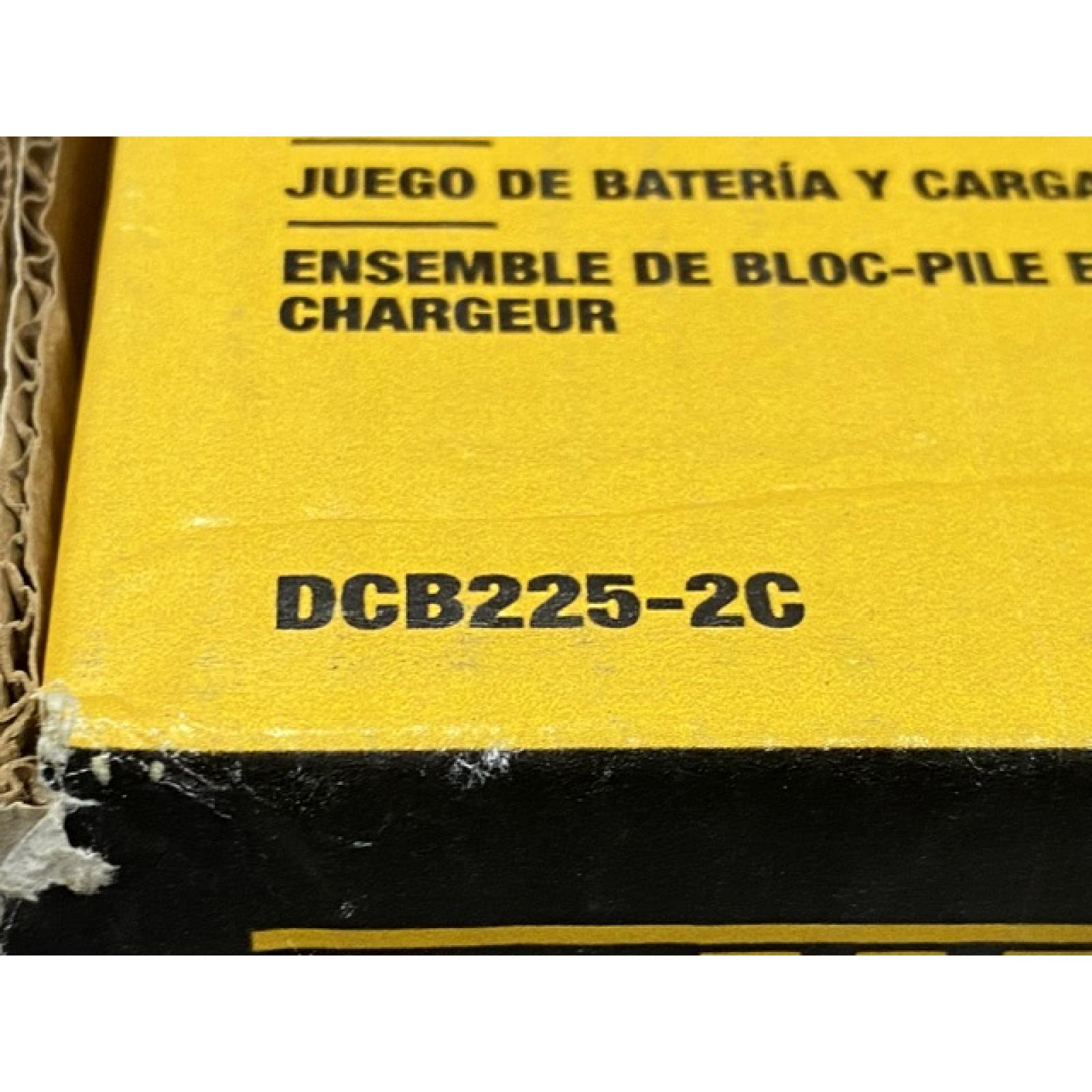 NEW - DEWALT 20V MAX Lithium-Ion Battery Kit with 5.0Ah and 2.0Ah Battery and Charger