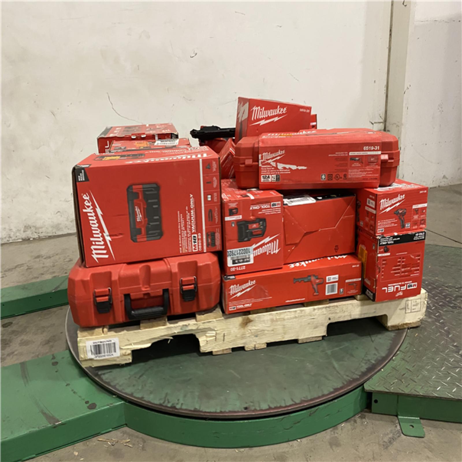 Dallas Location - As-Is MILWAUKEE Tool Pallet