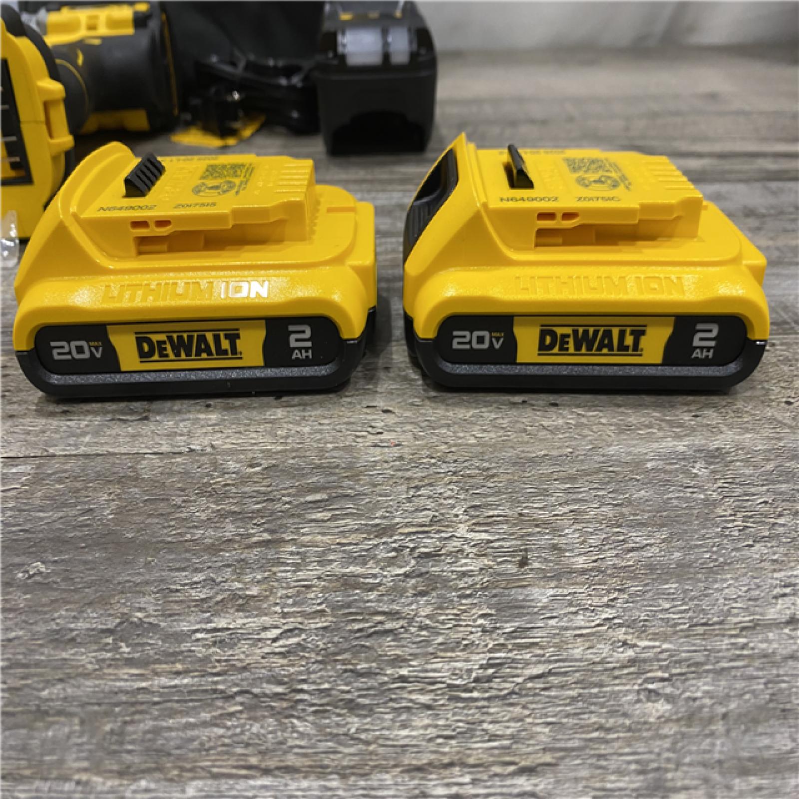 AS-IS DEWALT 20V MAX Lithium-Ion Cordless Brushless 1/2 in. Drill Driver Kit