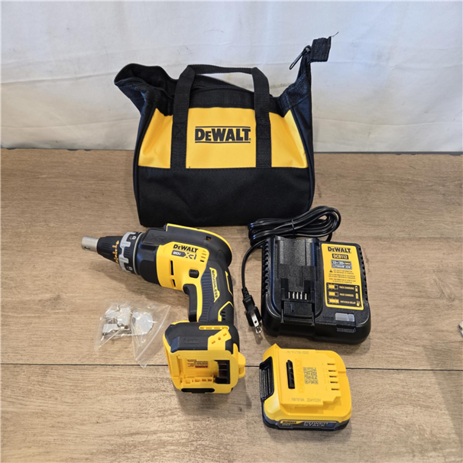 AS-IS DEWALT 20V MAX Cordless Screw Gun Kit