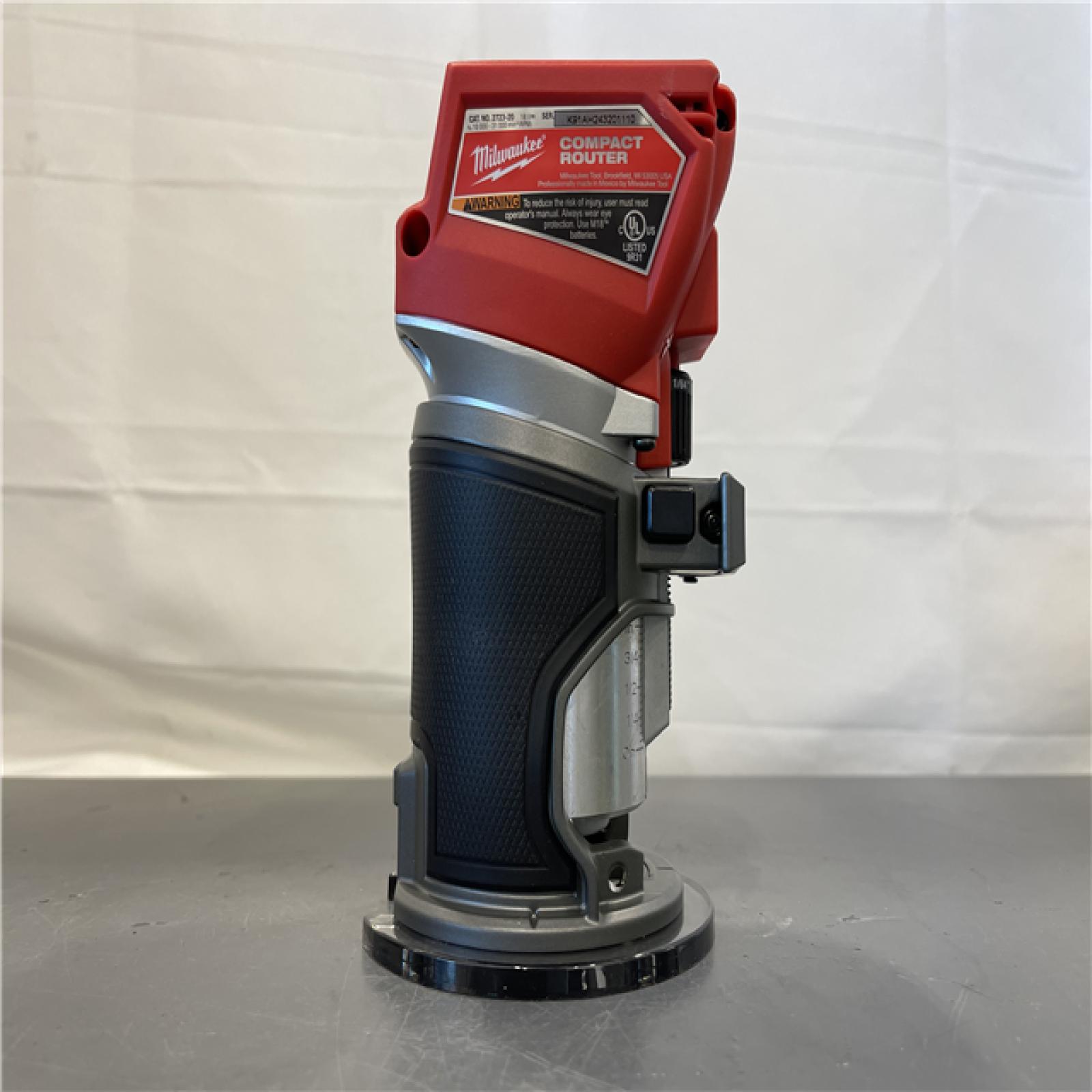 AS-IS - Milwaukee M18 FUEL 18V Lithium-Ion Brushless Cordless Compact Router