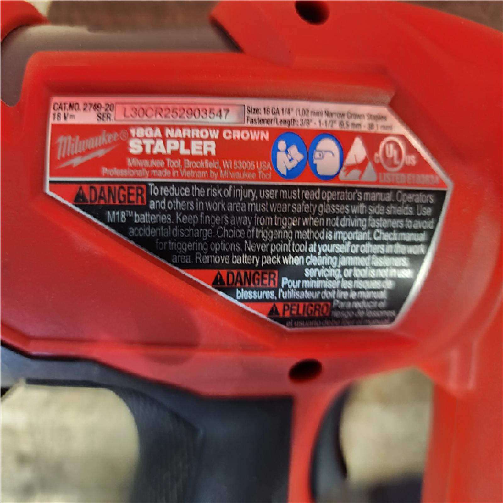 HOUSTON LOCATION - AS-IS Milwaukee FUEL 18-Volt Lithium-Ion Brushless Cordless 18-Gauge 1/4 in. Narrow Crown Stapler (Tool-Only)