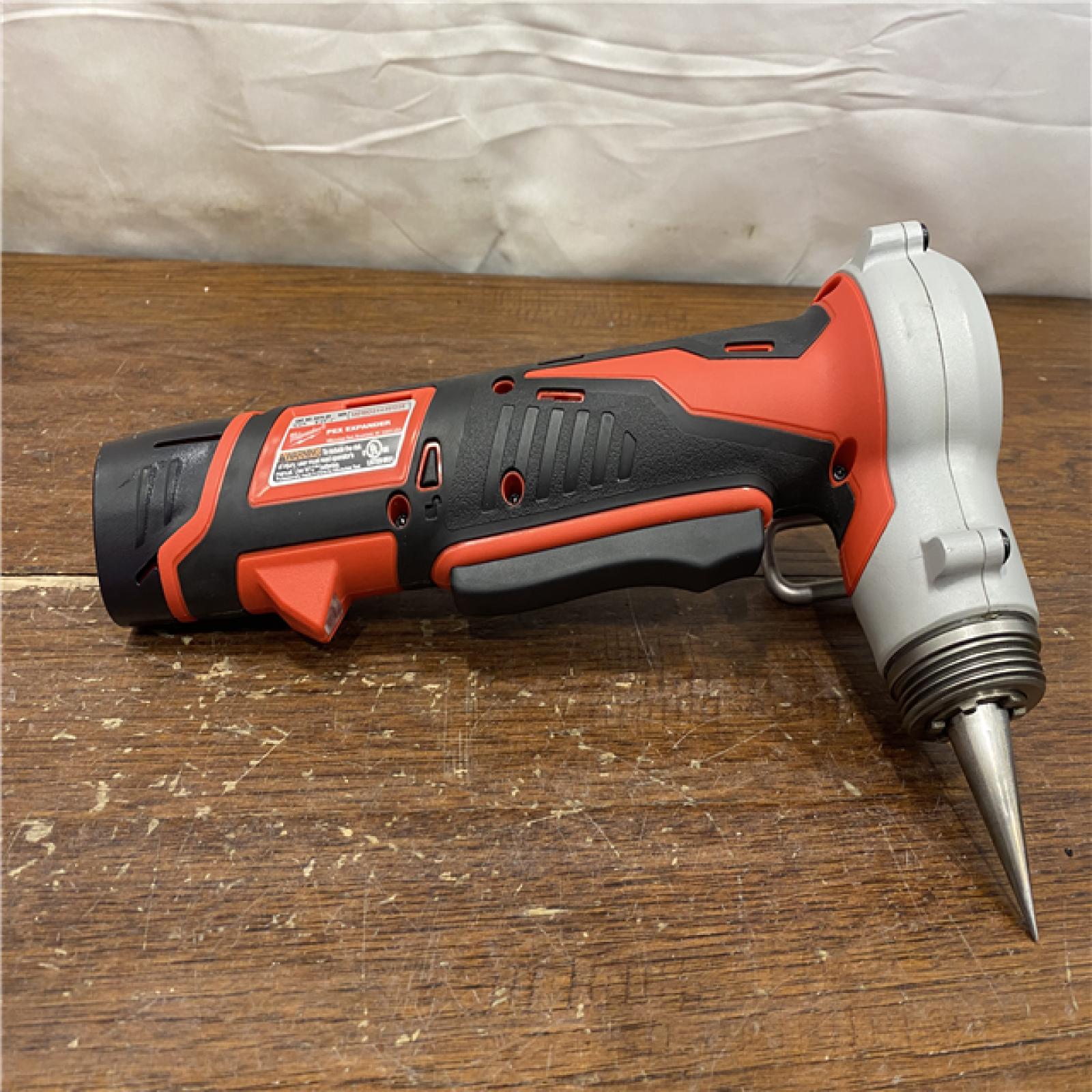 AS-IS Milwaukee M12 12-Volt Lithium-Ion Cordless PEX Expansion Tool Kit with (2) 1.5 Ah Batteries, (3) Expansion Heads and Hard Case