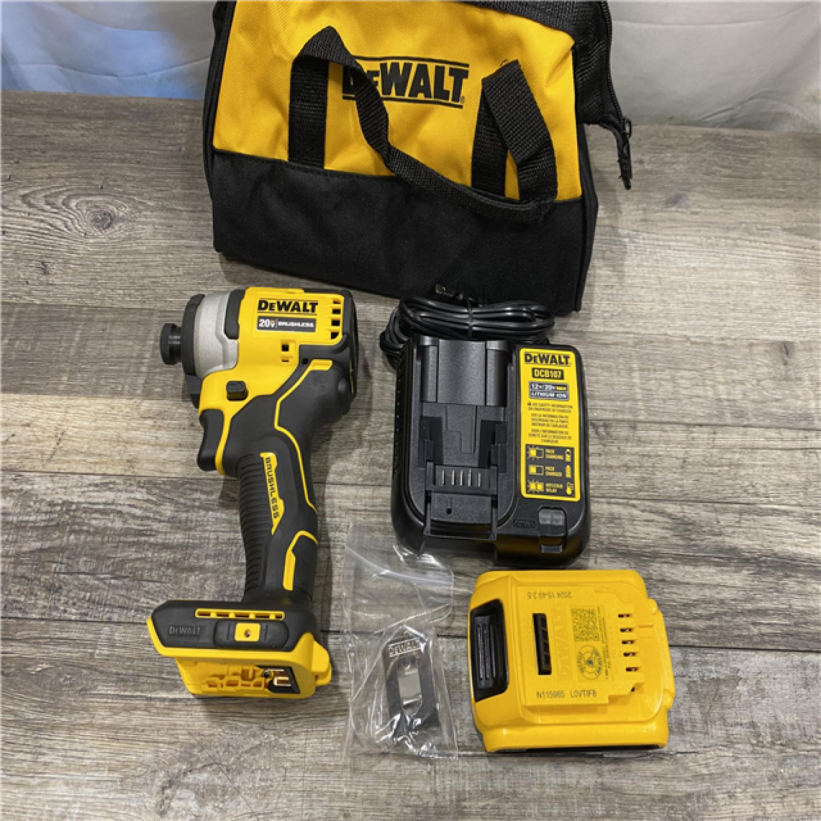 AS-IS DEWALT Atomic 20V Max Lithium-Ion Brushless Cordless Compact 1/4 in. Impact Driver Kit