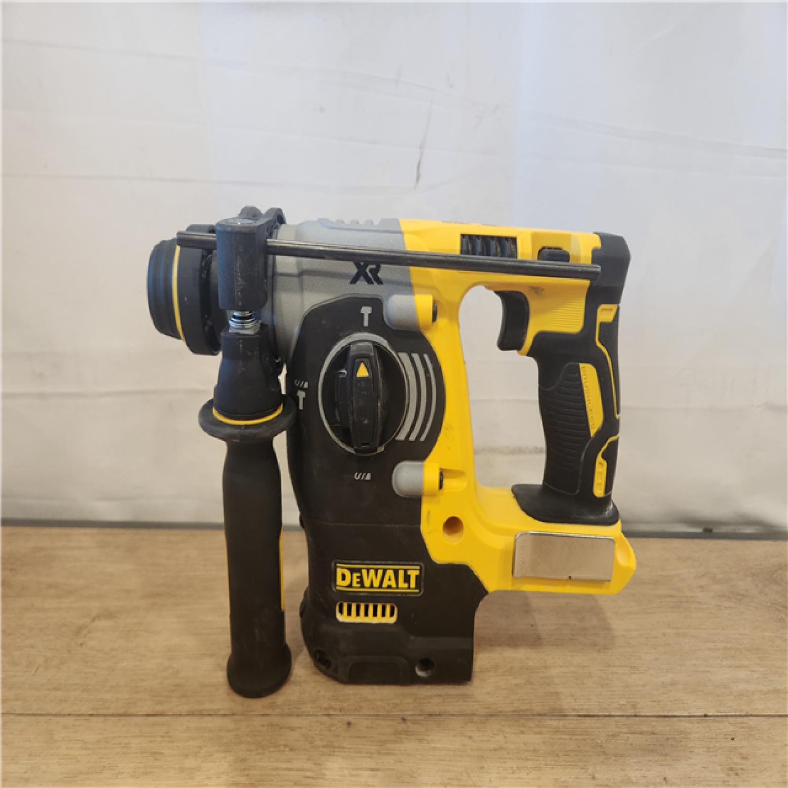 AS-IS- DEWALT 20V MAX XR Cordless Brushless 1 in. SDS Plus L-Shape Rotary Hammer (Tool Only)