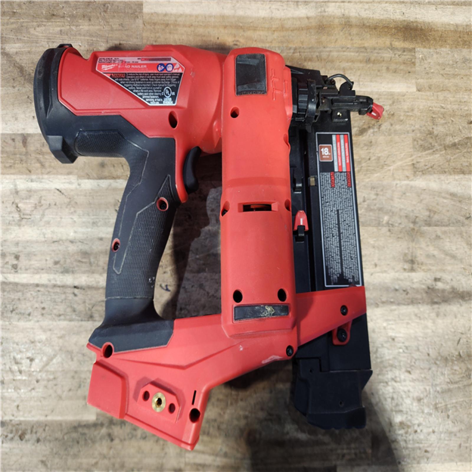 HOUSTON LOCATION - AS-IS Milwaukee FUEL 18-Volt Lithium-Ion Brushless Cordless Gen II 18-Gauge Brad Nailer (Tool-Only)