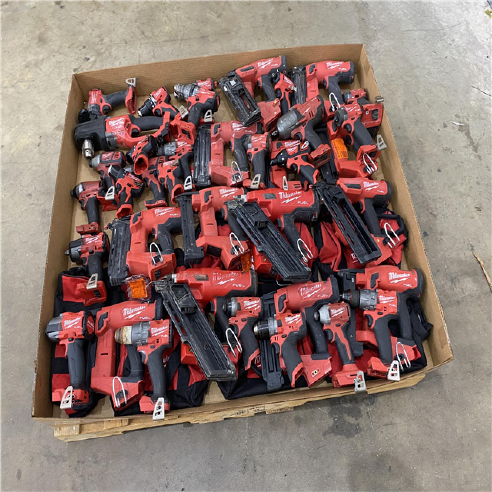 Houston Location AS IS - Tool Pallet