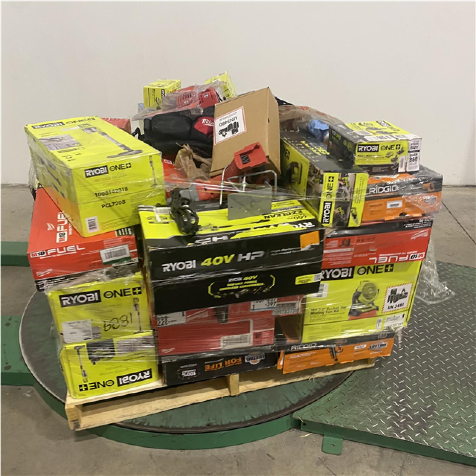 Dallas Location - As-Is Tool Pallet