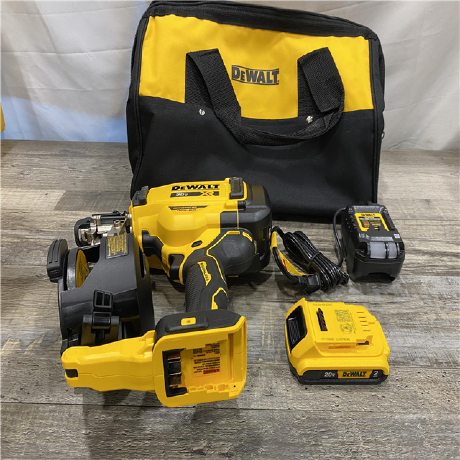 AS-IS DEWALT 20V MAX Lithium-Ion 15-Degree Electric Cordless Roofing Nailer Kit