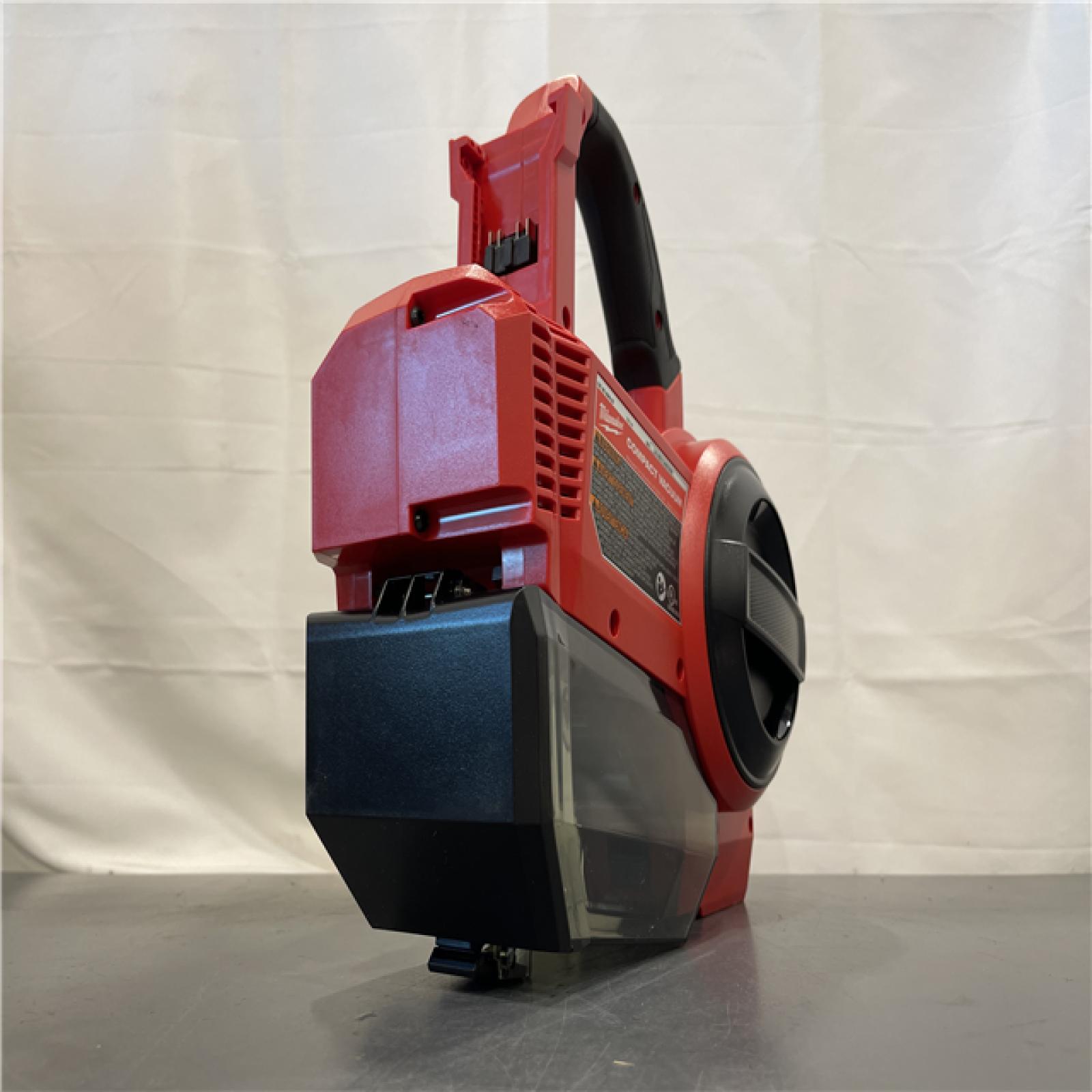 AS-IS - Milwaukee M18 FUEL 18-Volt Lithium-Ion Brushless 0.25 Gal. Cordless Jobsite Wet/Dry Vacuum