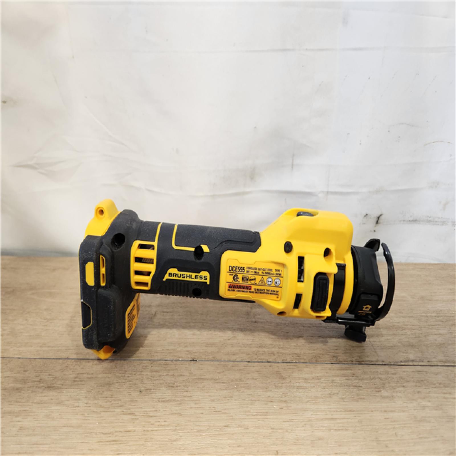 AS-IS- DEWALT 20V MAX Cordless Cut Out Tool