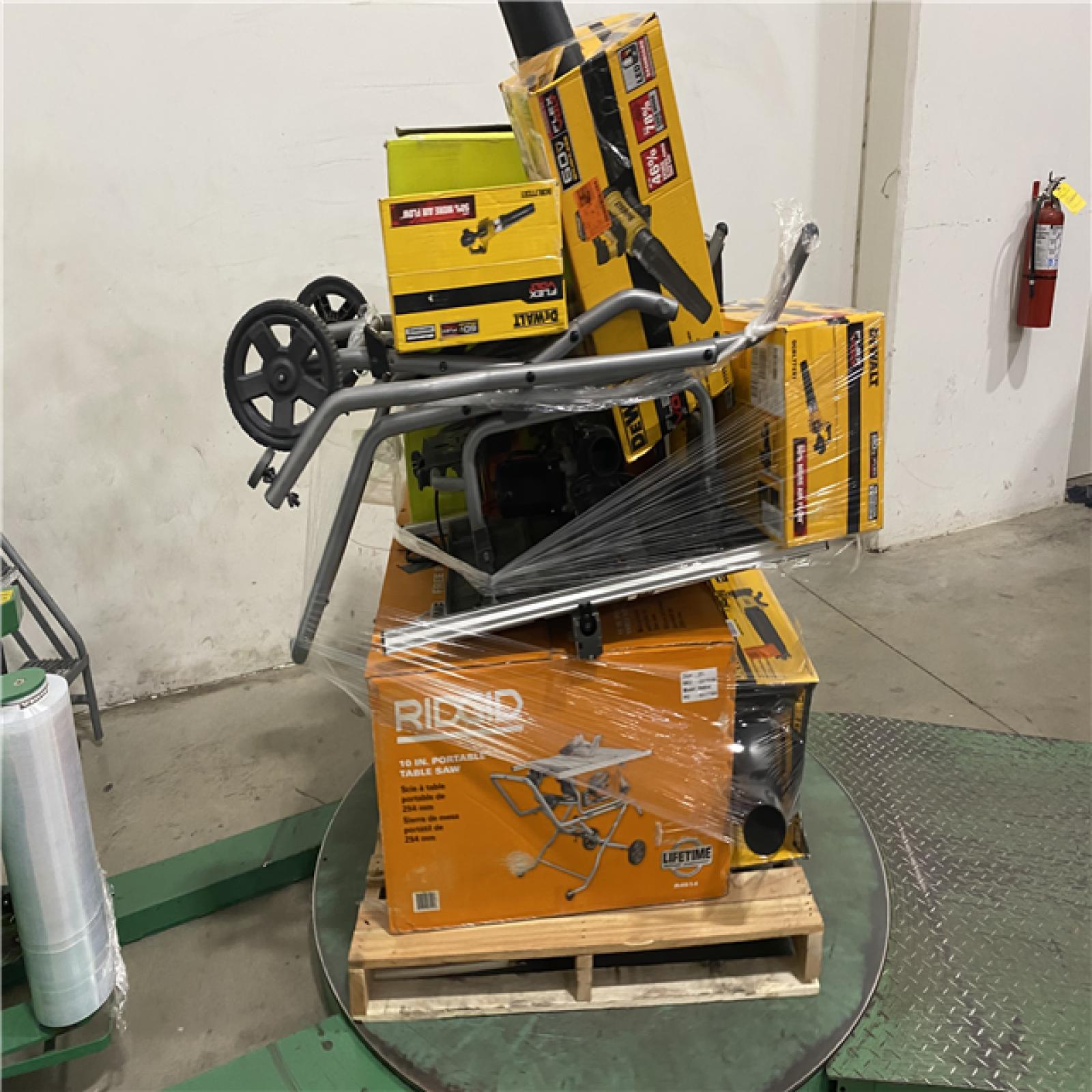 Dallas Location - As-Is Tool Pallet