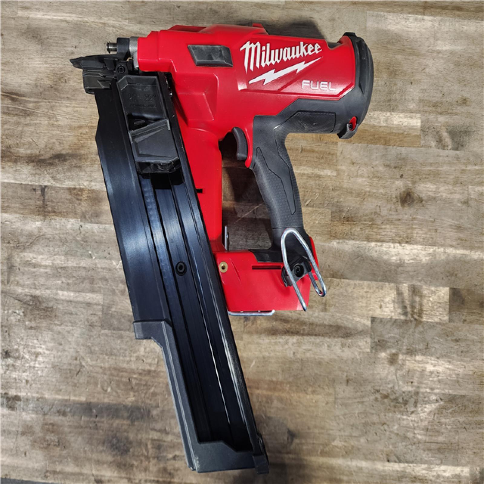 HOUSTON LOCATION - AS-IS Milwaukee 2744-20 M18 FUEL 3-1/2 in. 18-Volt 21-Degree Lithium-Ion Brushless Cordless Framing Nailer (Tool-Only)
