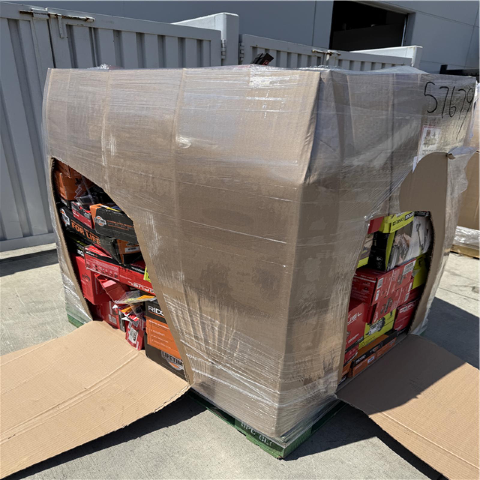 California AS-IS POWER TOOLS Partial Lot (3 Pallets) P-R057679