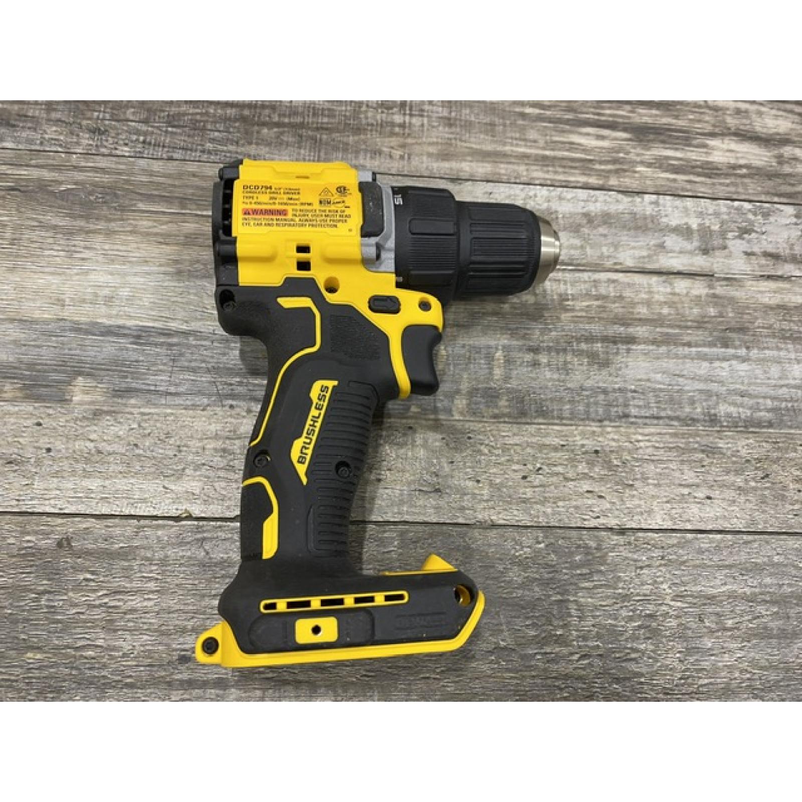 AS-IS DEWALT Atomic 20V Lithium-Ion Cordless Compact 1/2 in. Drill/Driver Kit