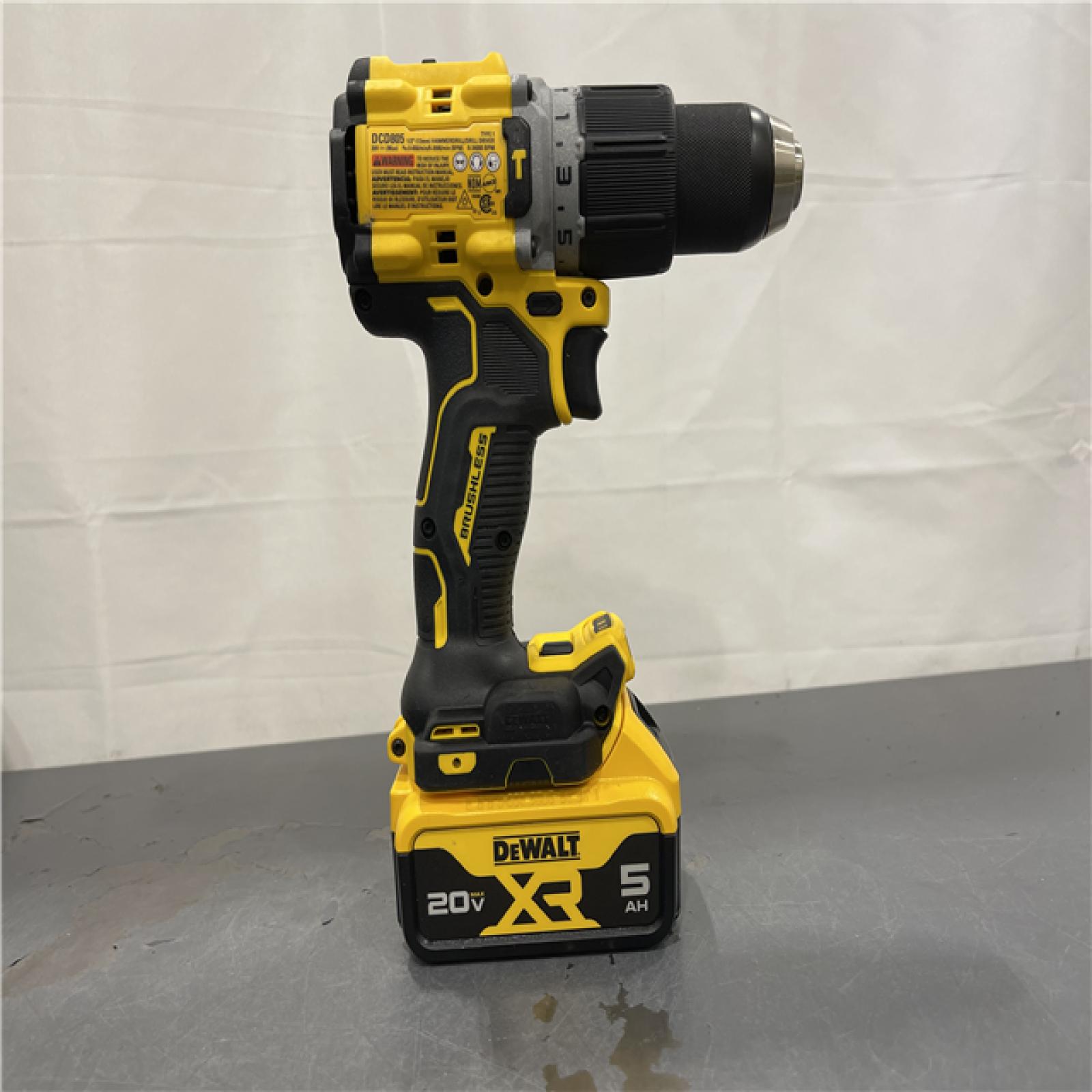 AS-IS - DeWalt 20V Lithium-Ion Compact Cordless 1/2 in. Hammer Drill Kit