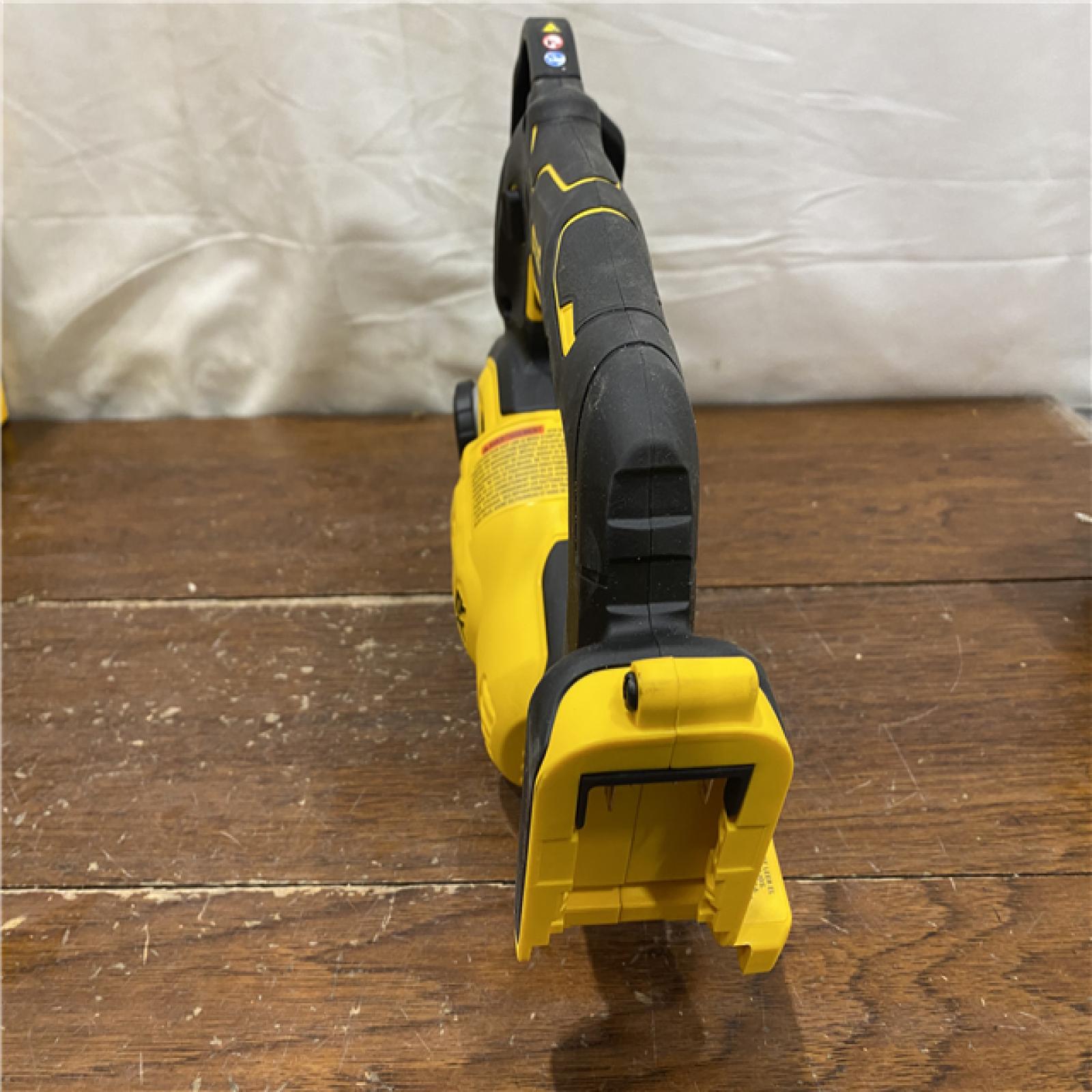 AS-IS 20V MAX 8 in. Brushless Cordless Battery Powered Pruning Chainsaw (Tool Only)