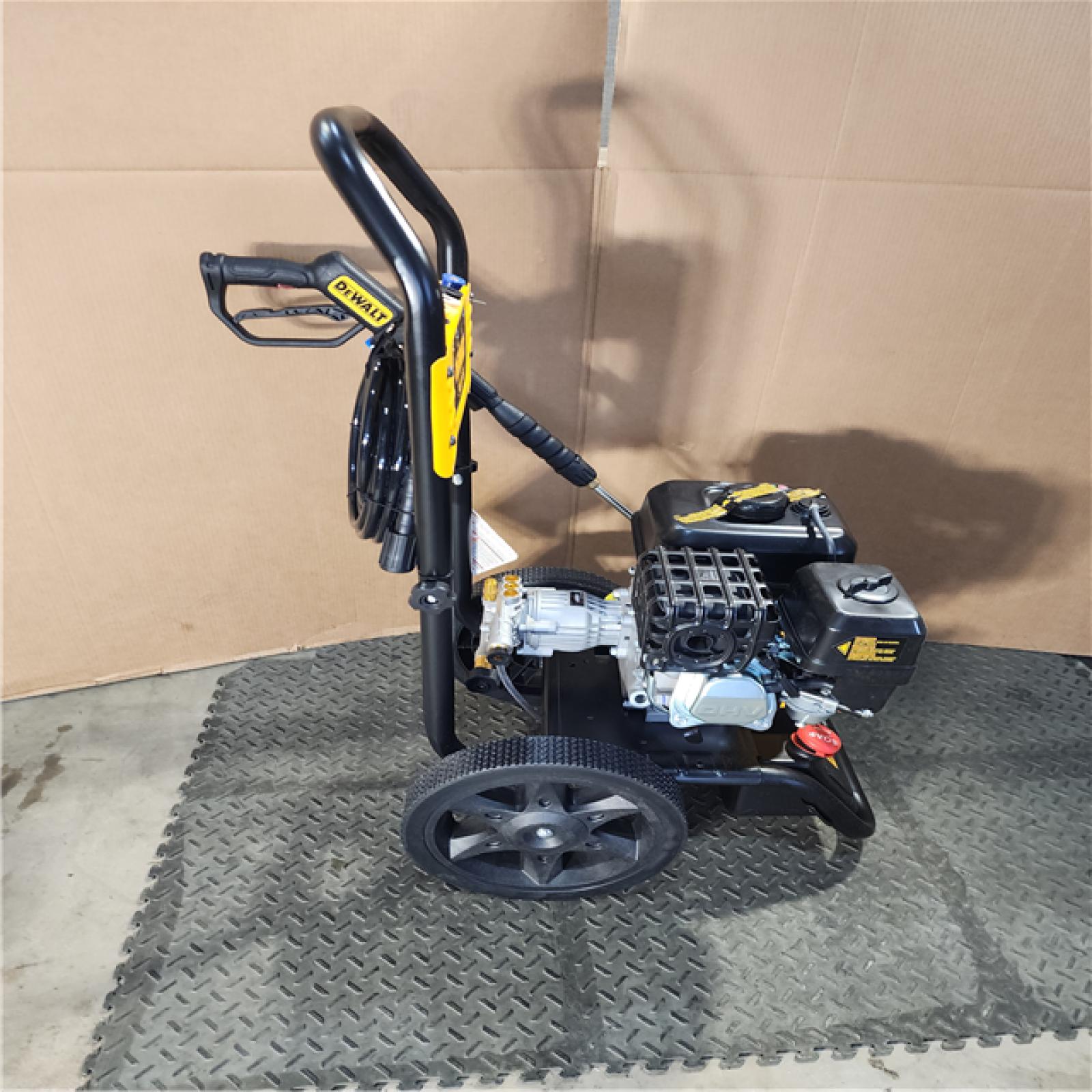 HOUSTON LOCATION - AS-IS DEWALT 3400 PSI 2.5 GPM Gas Cold Water Pressure Washer with 208cc Engine