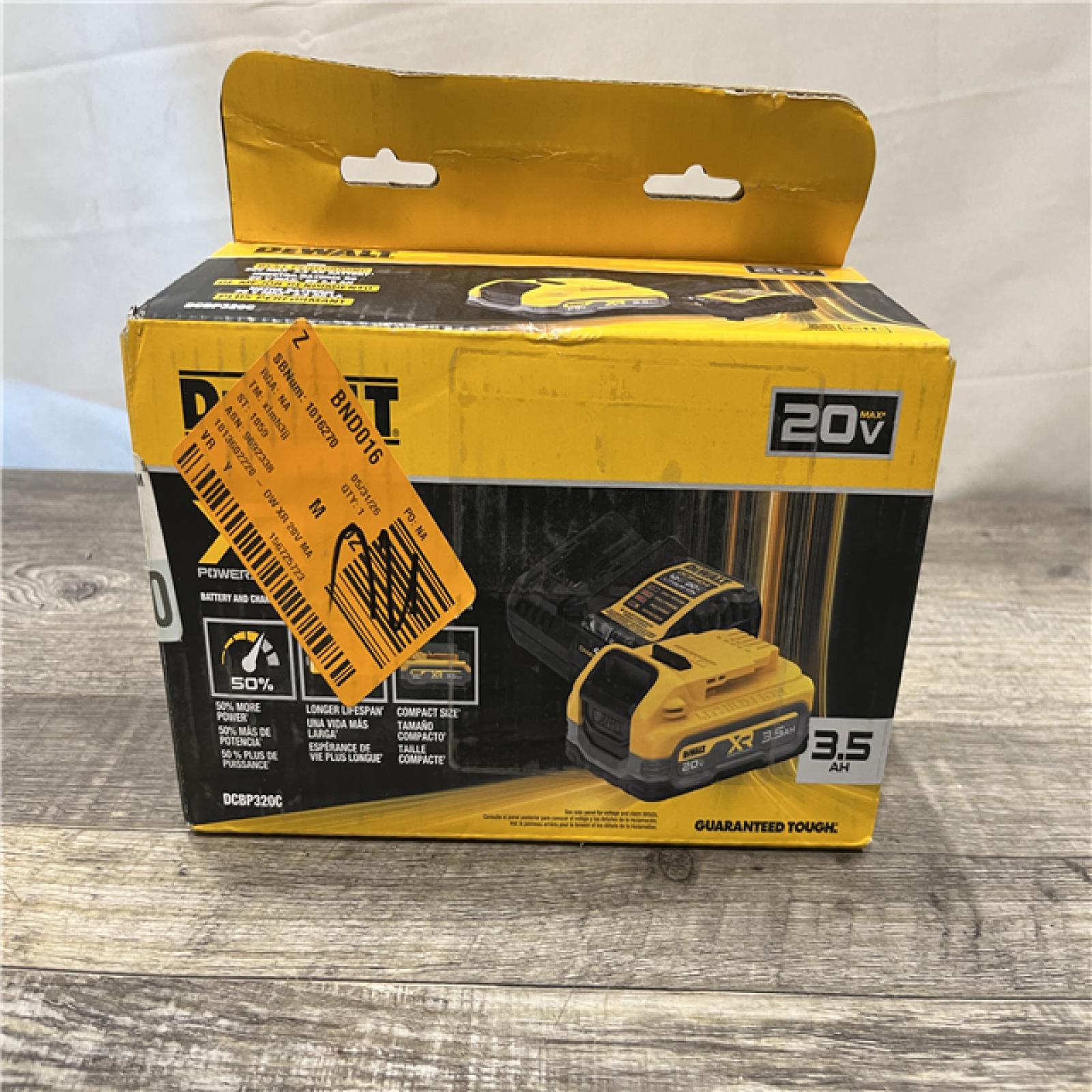 NEW - DEWALT 20V MAX XR POWERSTACK Lithium-Ion Battery Starter Kit with 3.5Ah Battery and Charger