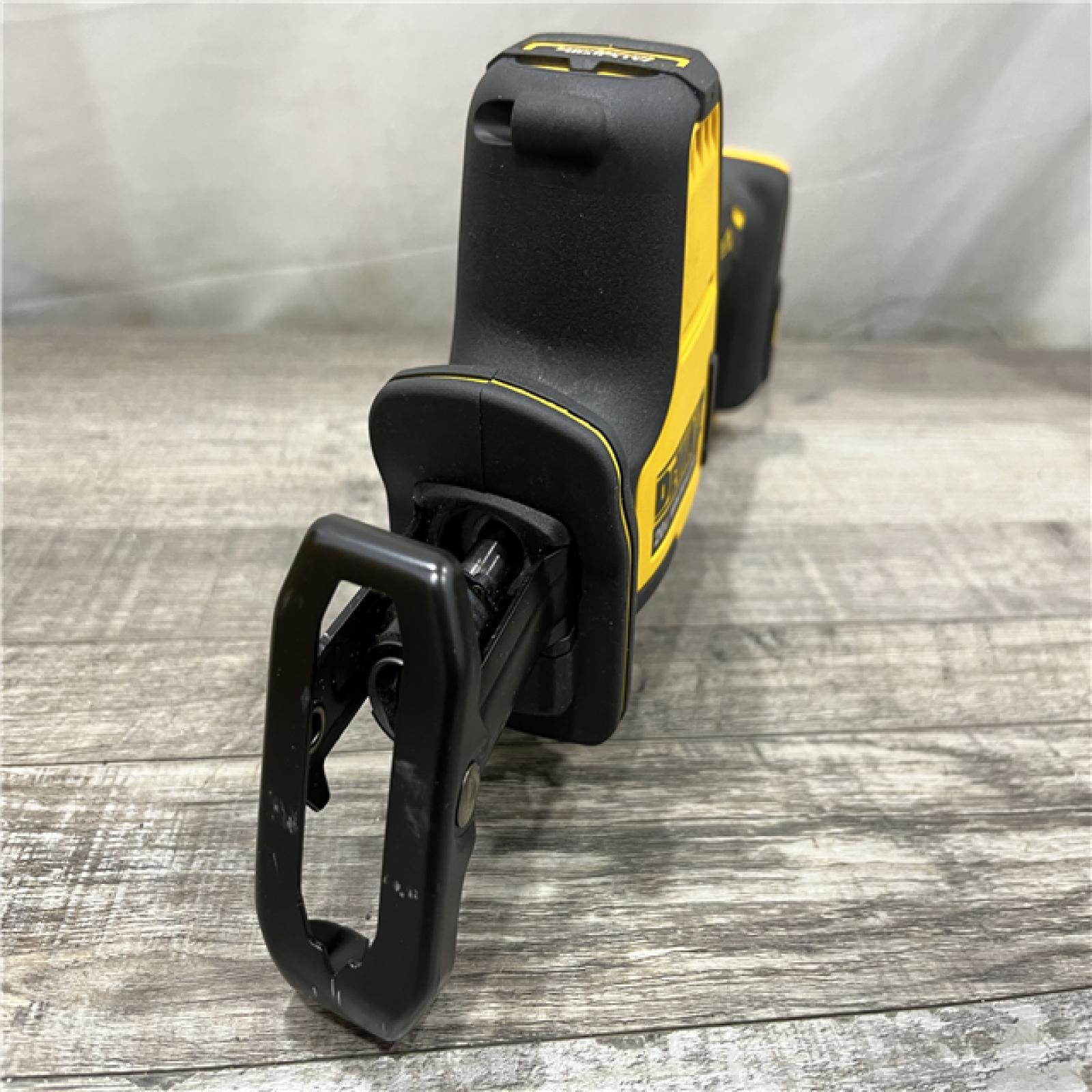 AS-IS DEWALT ATOMIC 20V MAX Cordless Brushless Compact Reciprocating Saw (Tool Only)