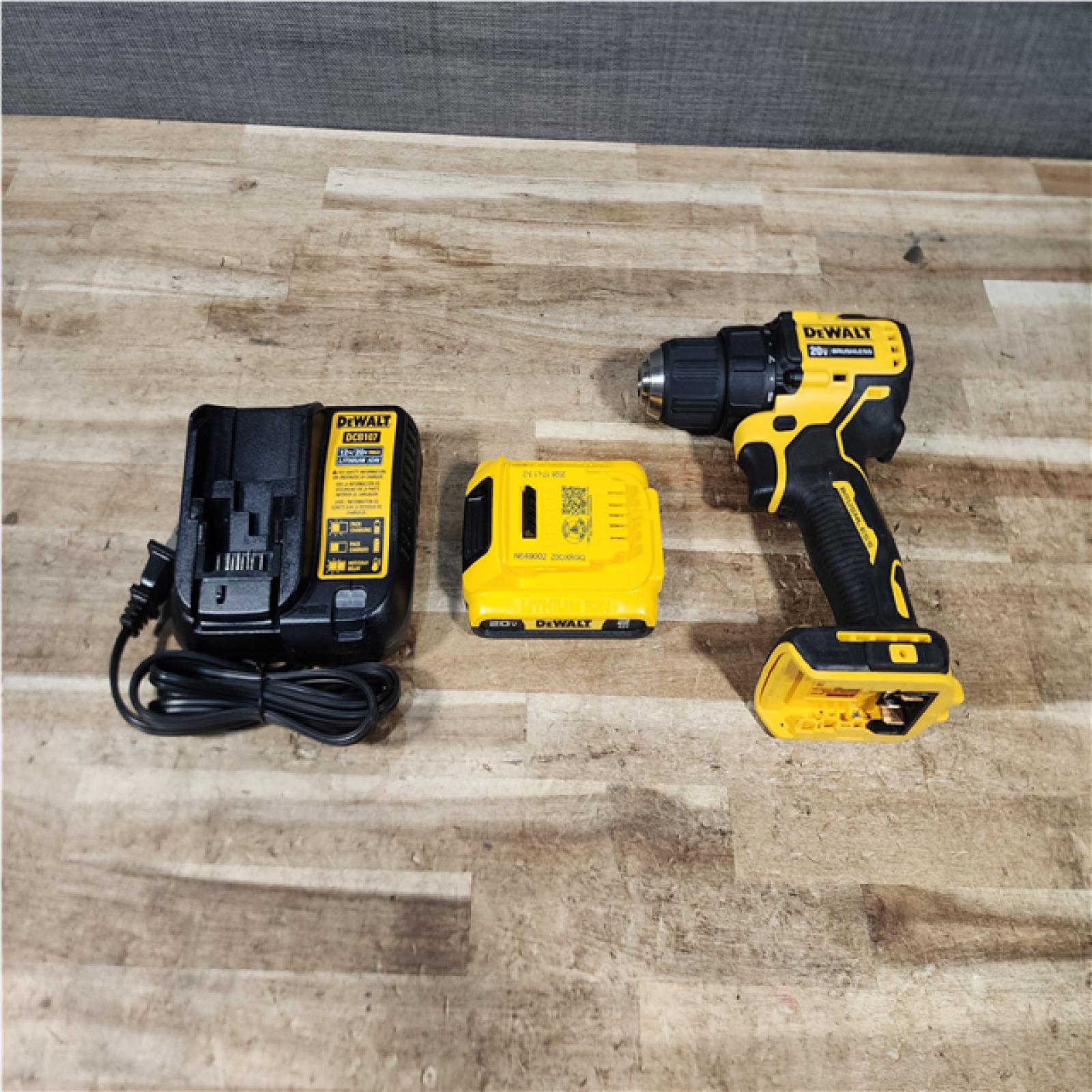 HOUSTON LOCATION - AS - IS DEWALT Atomic 20V Lithium-Ion Cordless Compact 1/2 in. Drill/Driver Kit