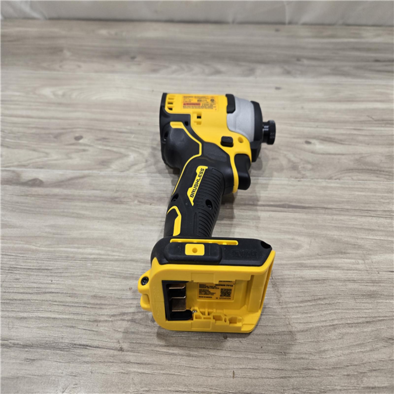 AS-IS DeWALT ATOMIC 20V MAX Cordless Compact Impact Driver Kit