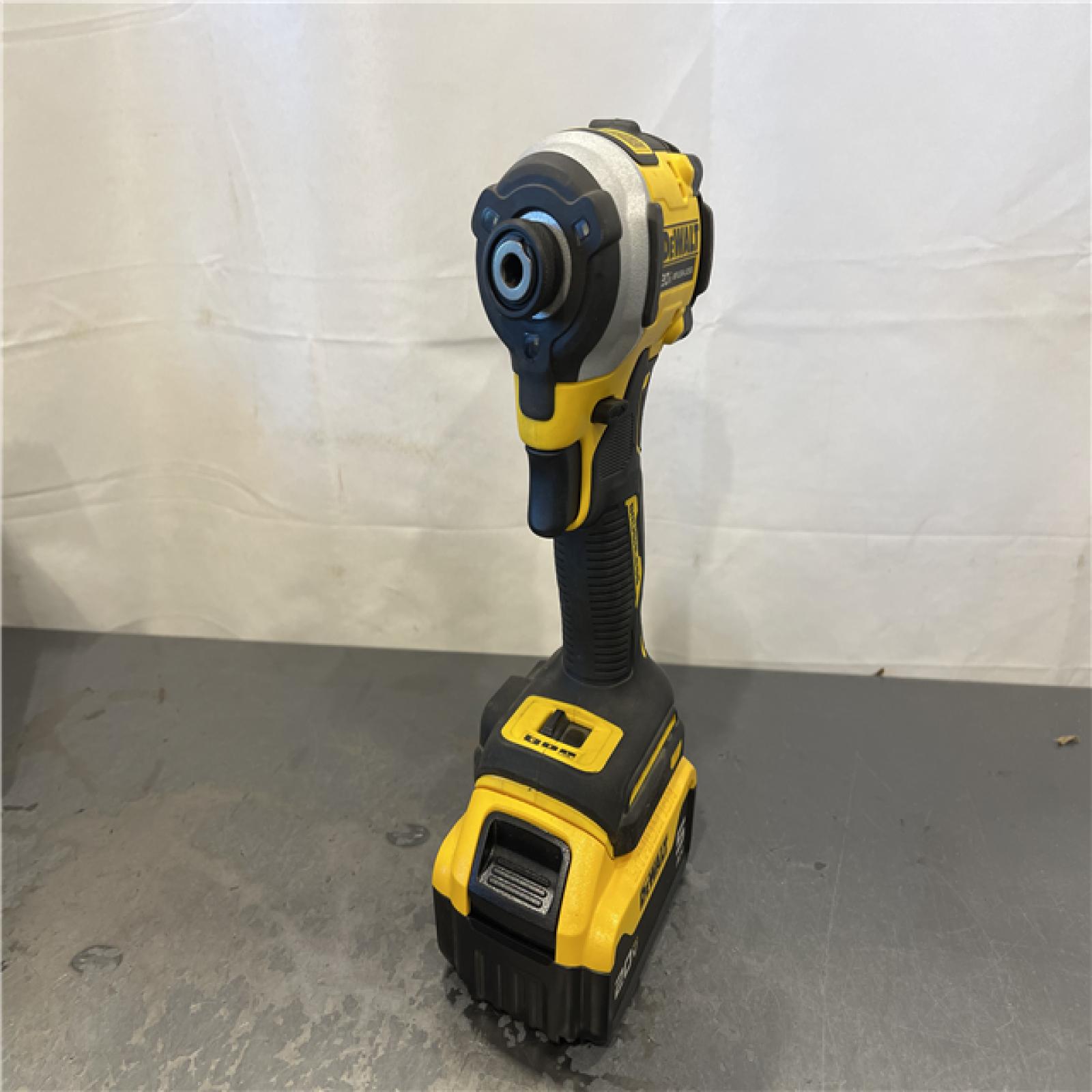 AS-IS - DeWalt 20V MAX ATOMIC 1/4 in. Cordless Brushless 3-Speed Impact Driver Kit