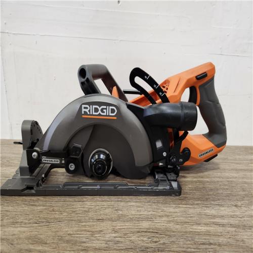 Phoenix Location NEW RIDGID 18V Brushless Cordless 7-1/4 in. Rear Handle Circular Saw (Tool Only)