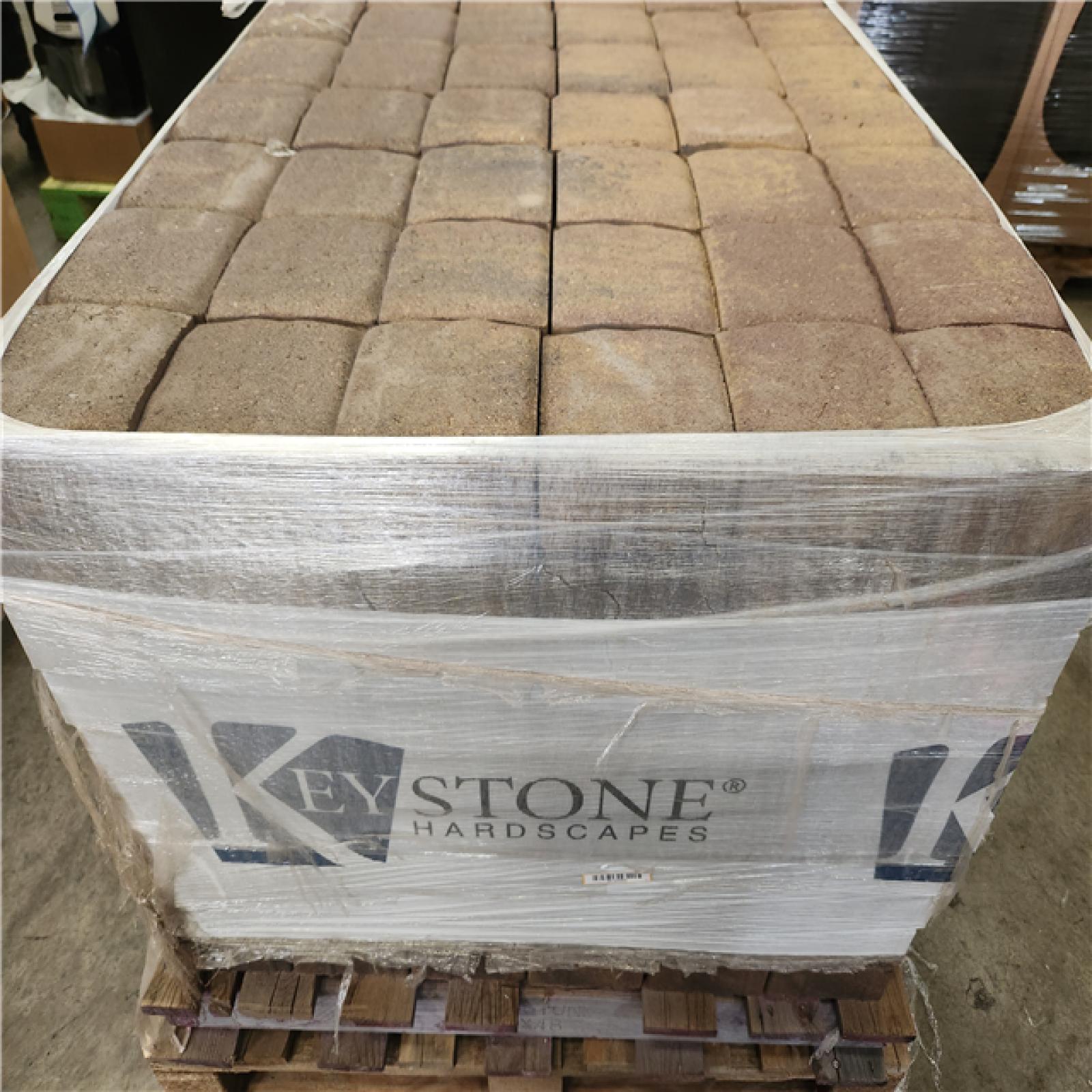 Phoenix NEW Pavestone Plaza Square 5.5 in. L x 5.5 in. W x 2.36 in. H Sierra Blend Concrete Paver (480-Pieces/ 100 sq. ft./ Pallet)
