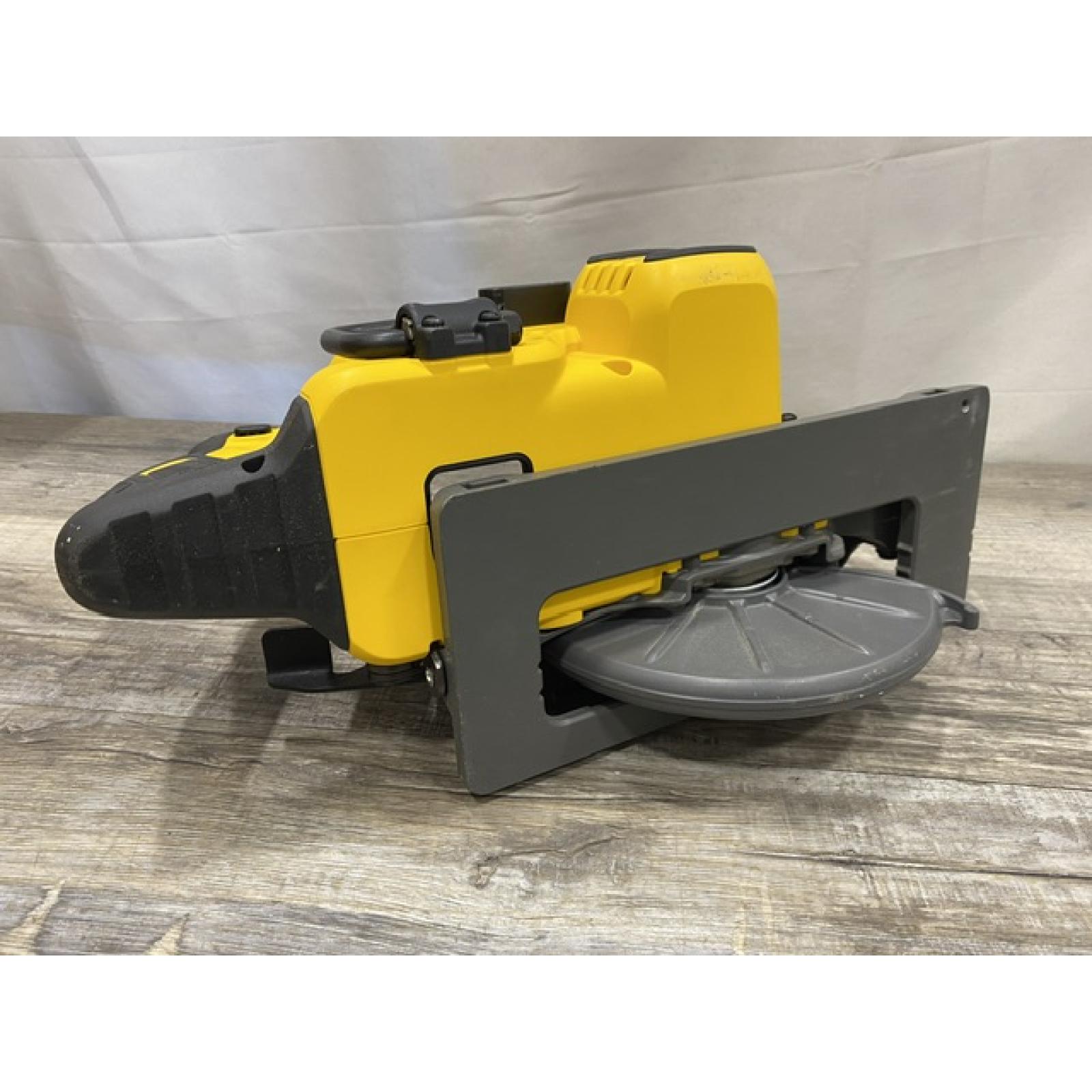 AS-IS DEWALT FLEXVOLT 60V MAX Cordless Brushless 7-1/4 in. Wormdrive Style Circular Saw (Tool Only)