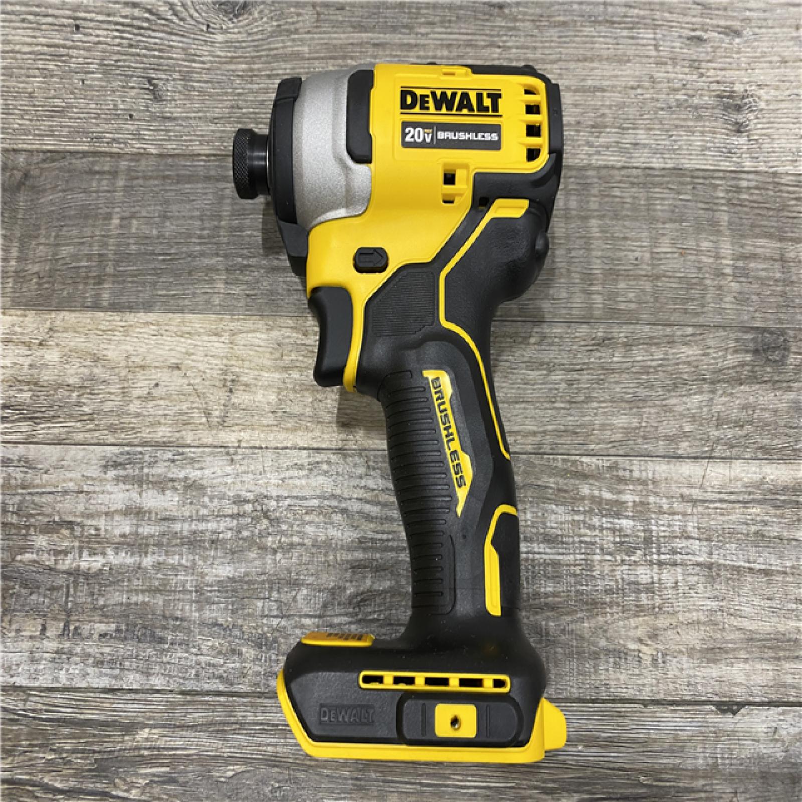 AS-IS DEWALT Atomic 20V Max Lithium-Ion Brushless Cordless Compact 1/4 in. Impact Driver Kit